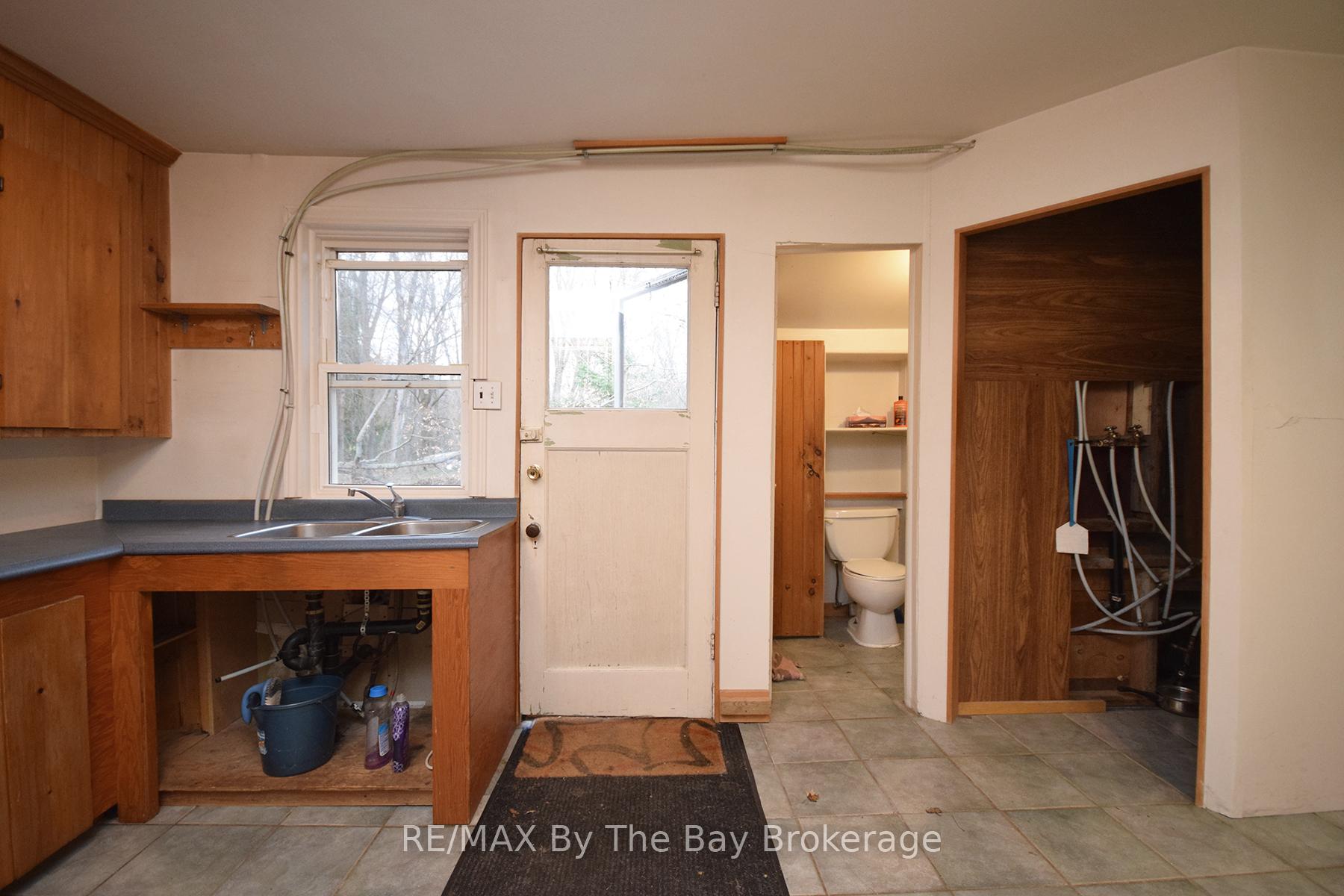 Photo 18 of 13 Innisfree Drive, Springwater, Rural Springwater — HOMEH