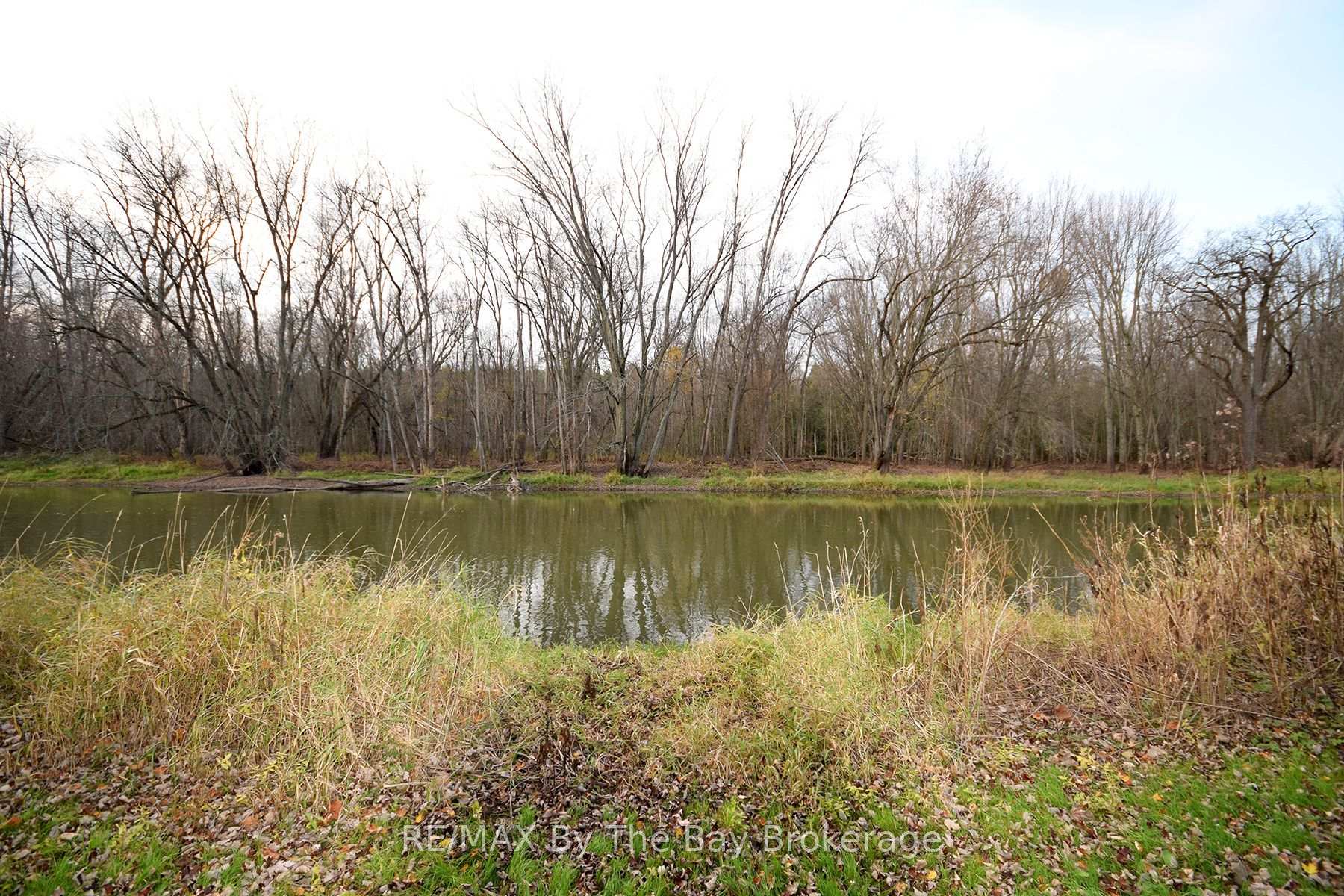 Photo 30 of 13 Innisfree Drive, Springwater, Rural Springwater — HOMEH