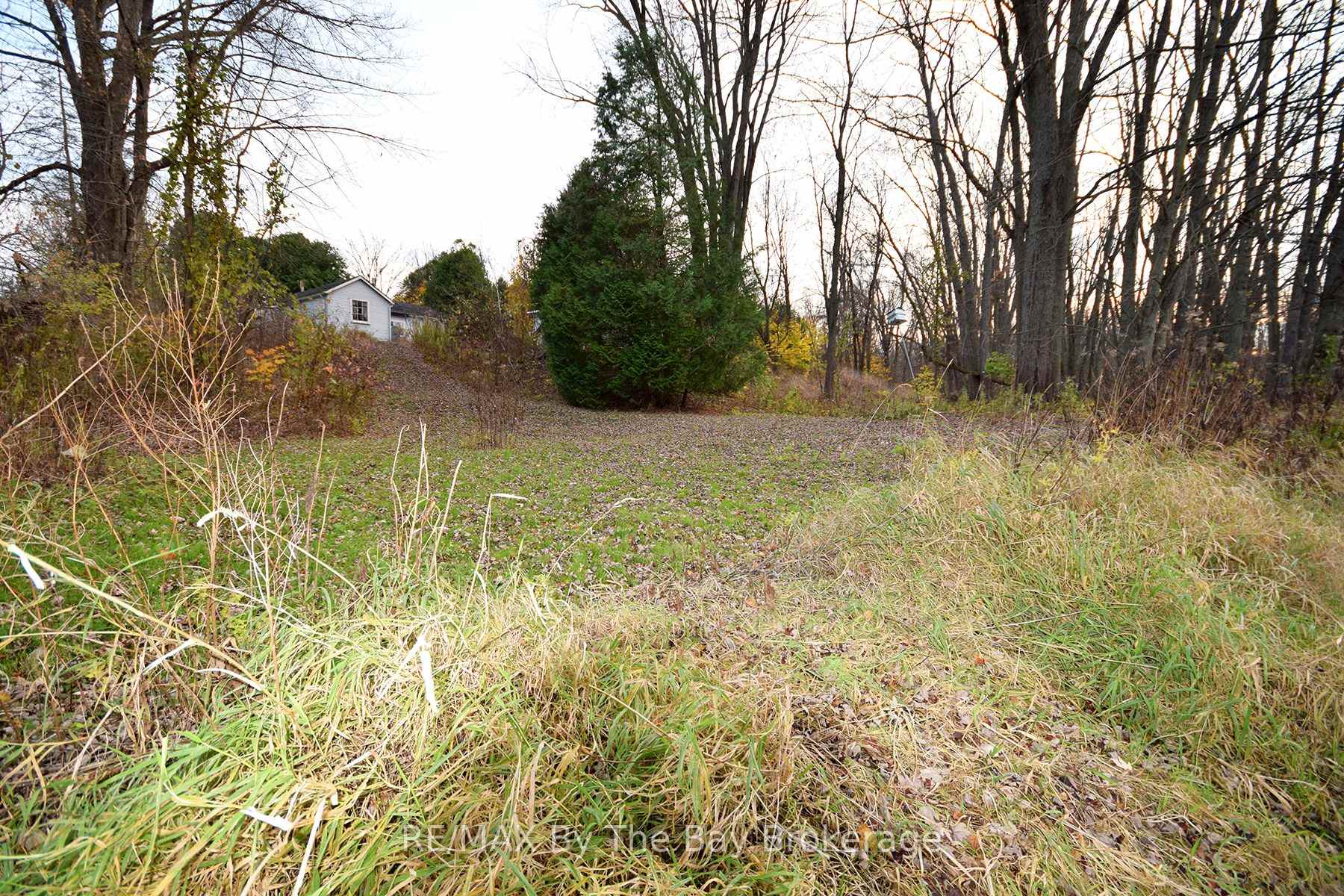 Photo 31 of 13 Innisfree Drive, Springwater, Rural Springwater — HOMEH