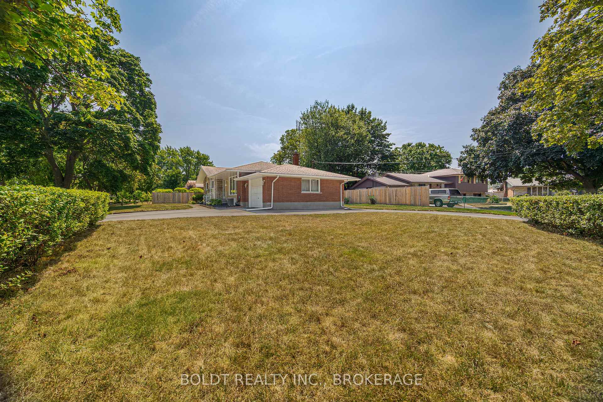 Photo 28 of 25 Lockview Crescent, St. Catharines, Bunting/Linwell — HOMEH