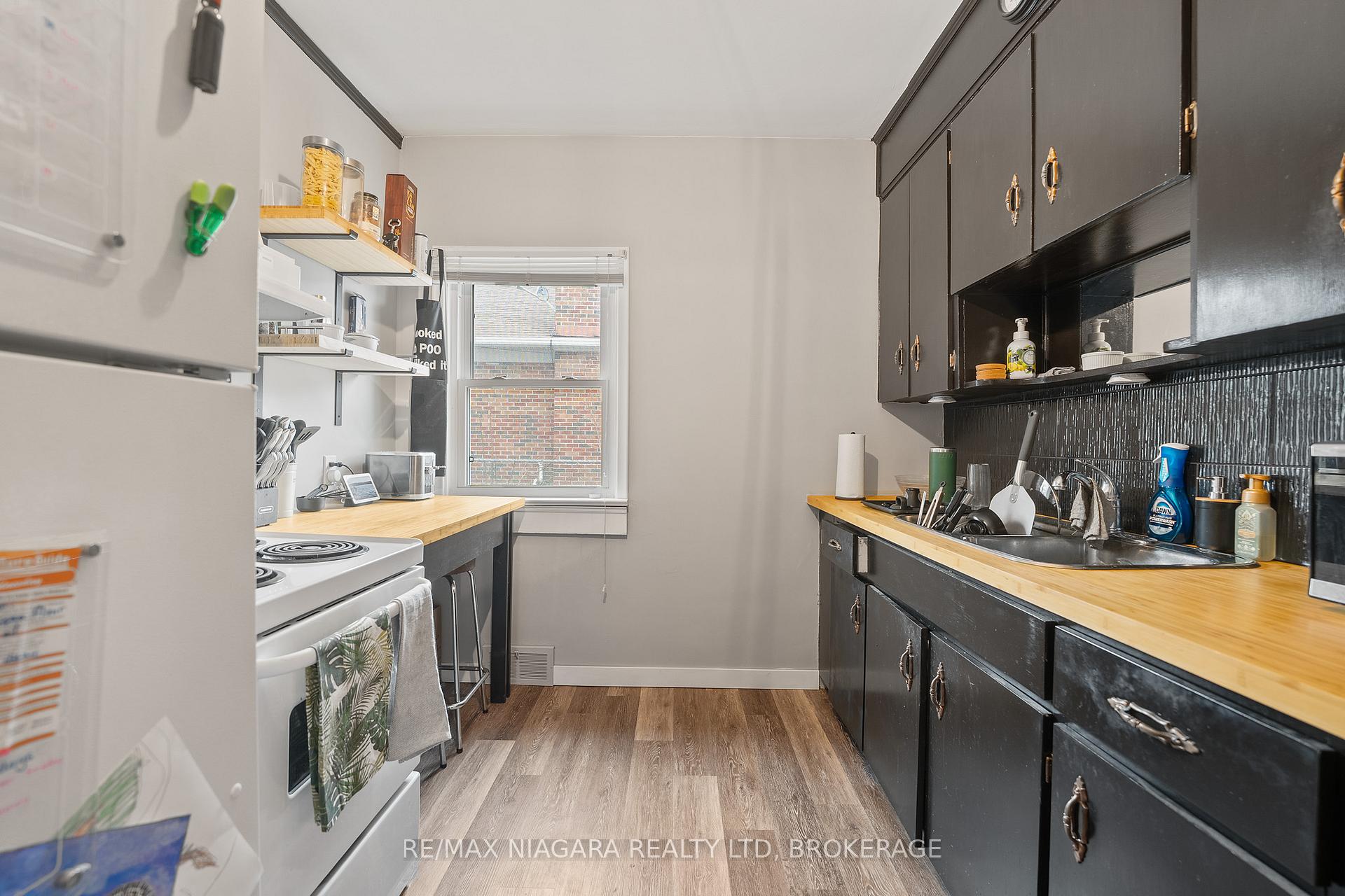 Photo 10 of Unit Main, 35 1/2 Cherry Street, St. Catharines, Downtown — HOMEH