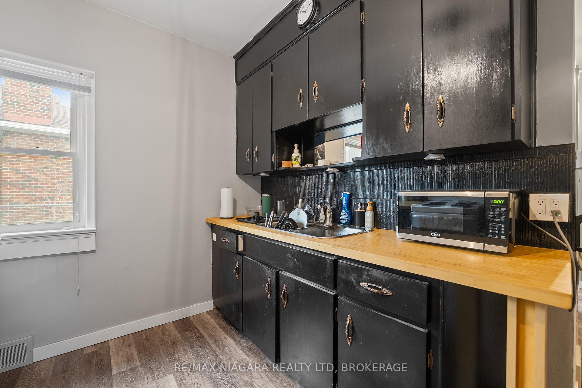 Photo 11 of Unit Main, 35 1/2 Cherry Street, St. Catharines, Downtown — HOMEH