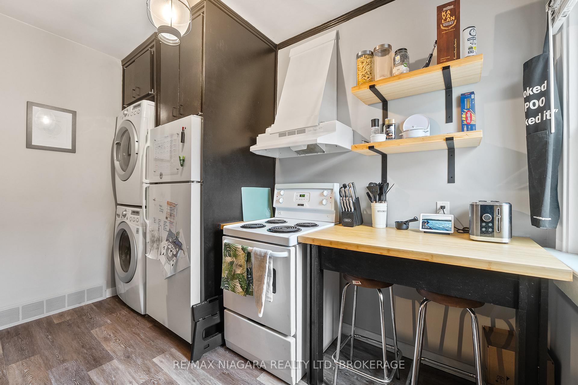 Photo 12 of Unit Main, 35 1/2 Cherry Street, St. Catharines, Downtown — HOMEH