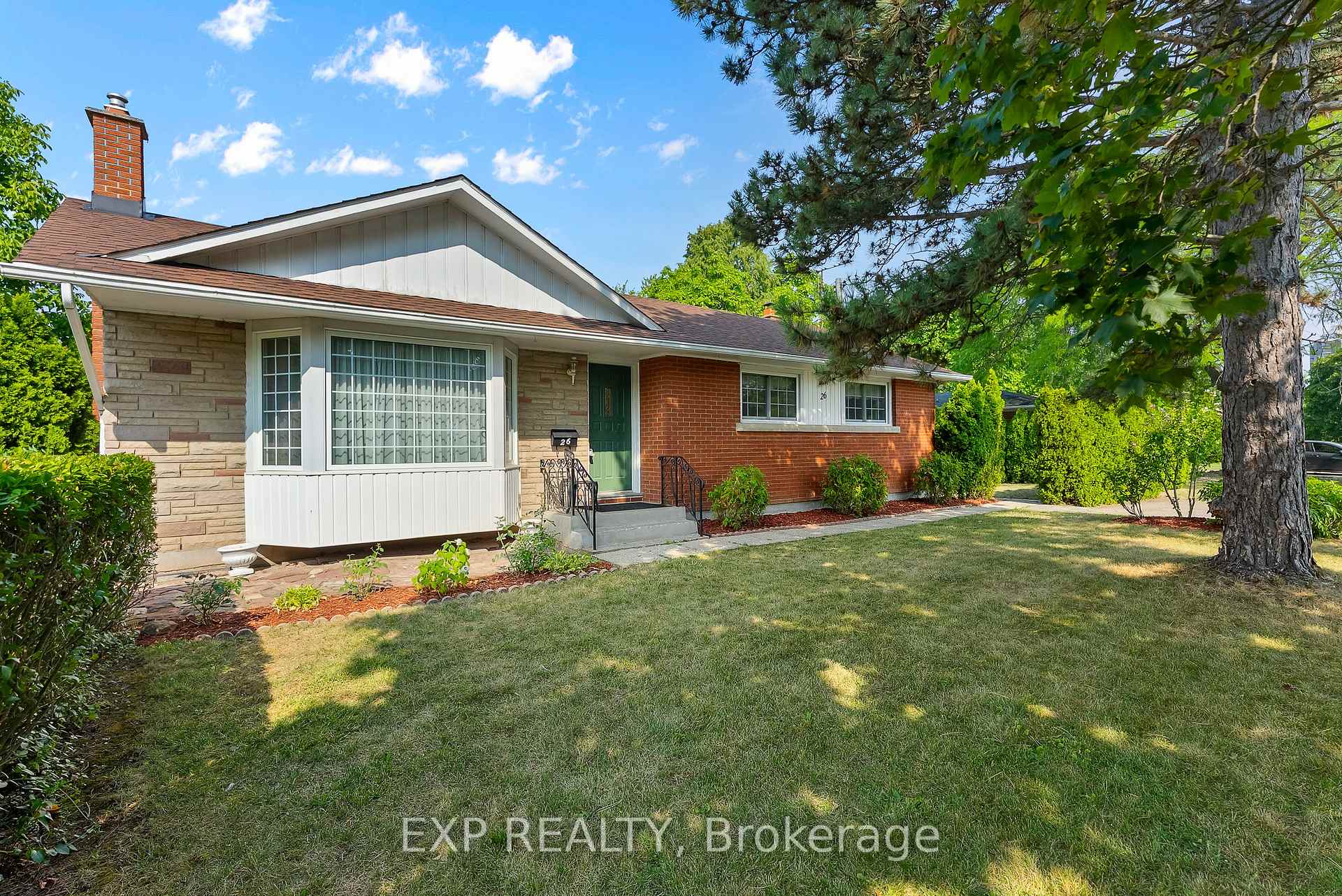 Photo 1 of 26 Cullen Drive, St. Catharines, Glendale/Glenridge — HOMEH
