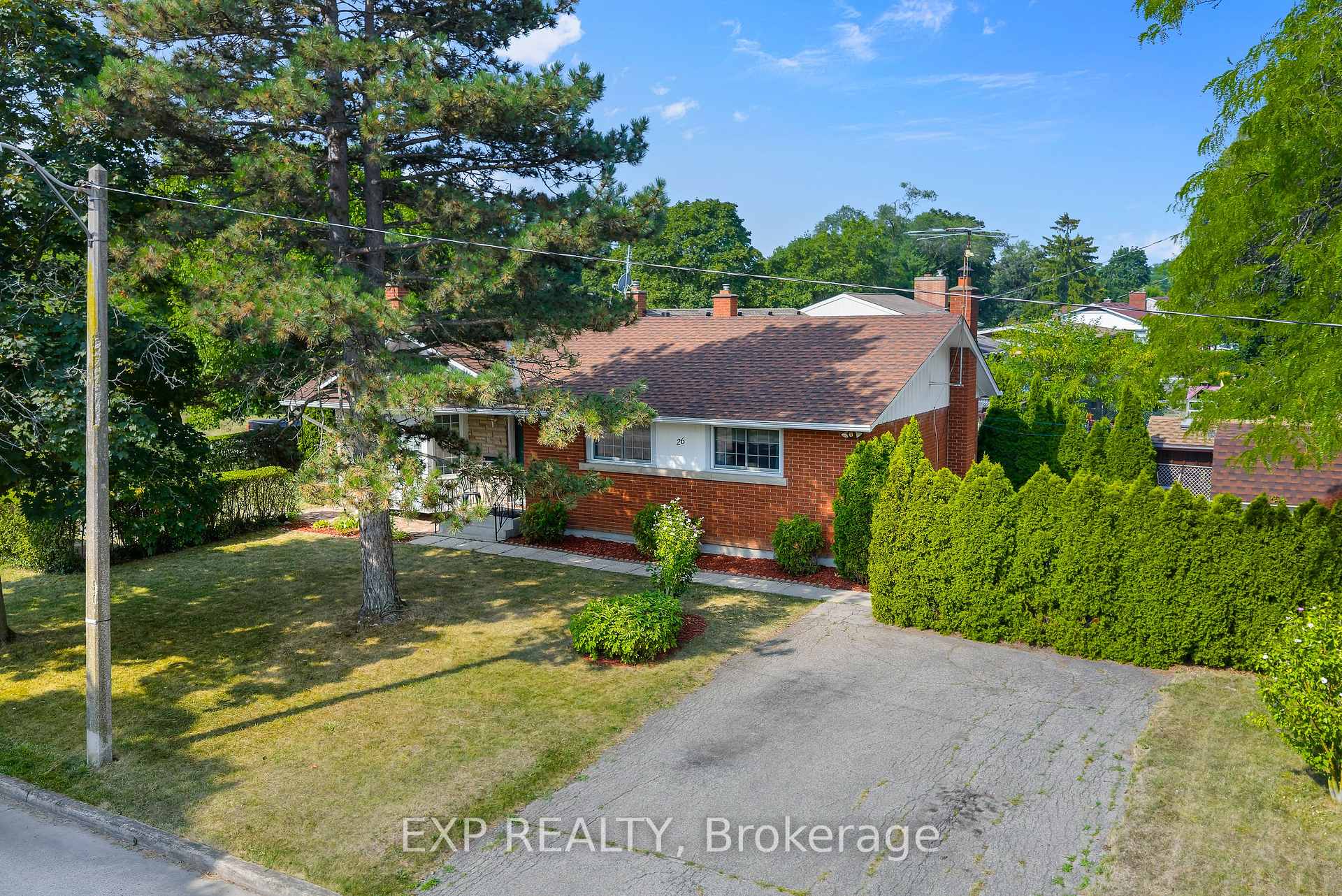 Photo 3 of 26 Cullen Drive, St. Catharines, Glendale/Glenridge — HOMEH