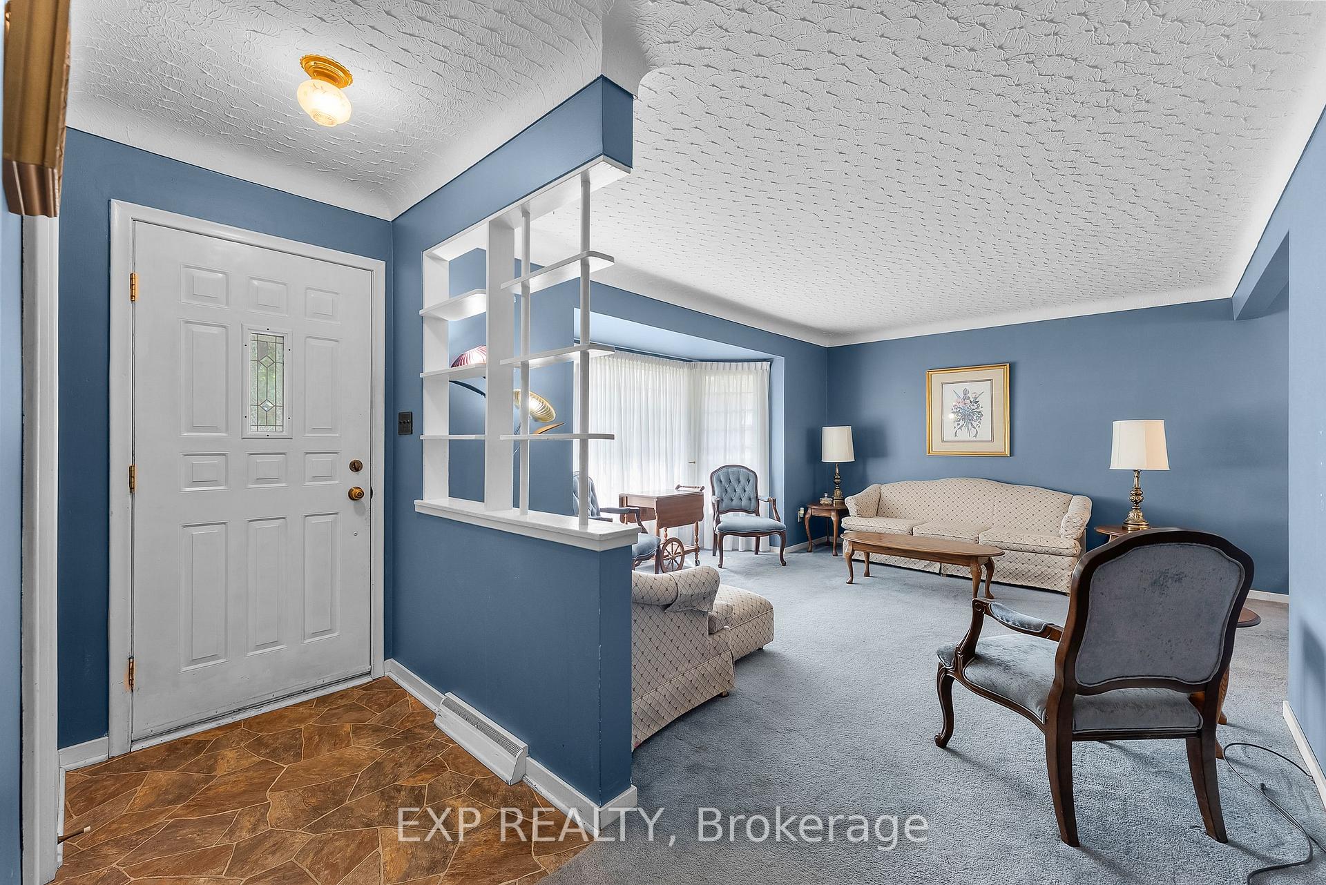 Photo 8 of 26 Cullen Drive, St. Catharines, Glendale/Glenridge — HOMEH