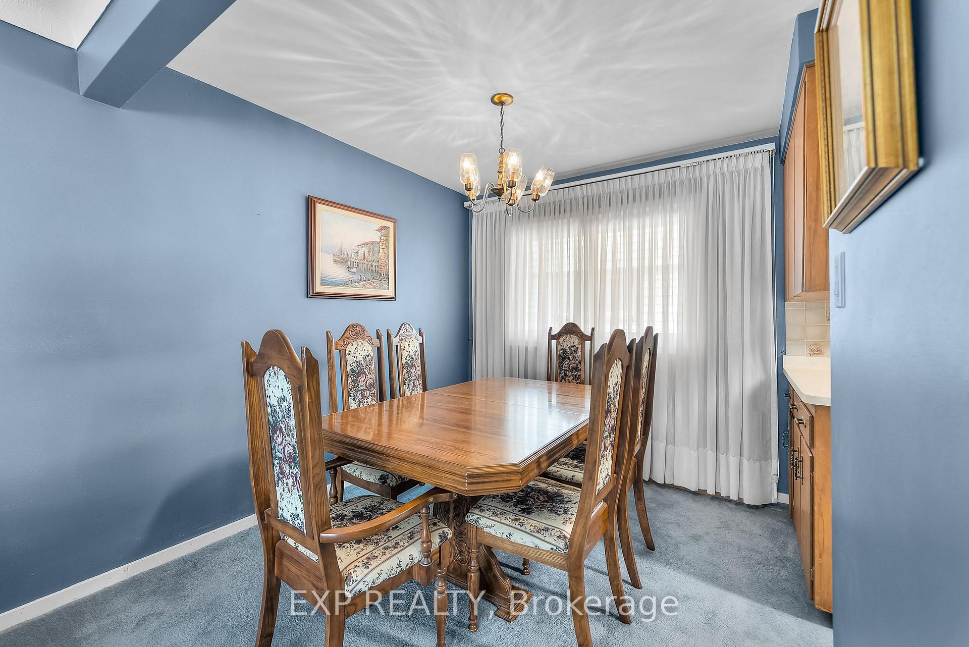 Photo 12 of 26 Cullen Drive, St. Catharines, Glendale/Glenridge — HOMEH