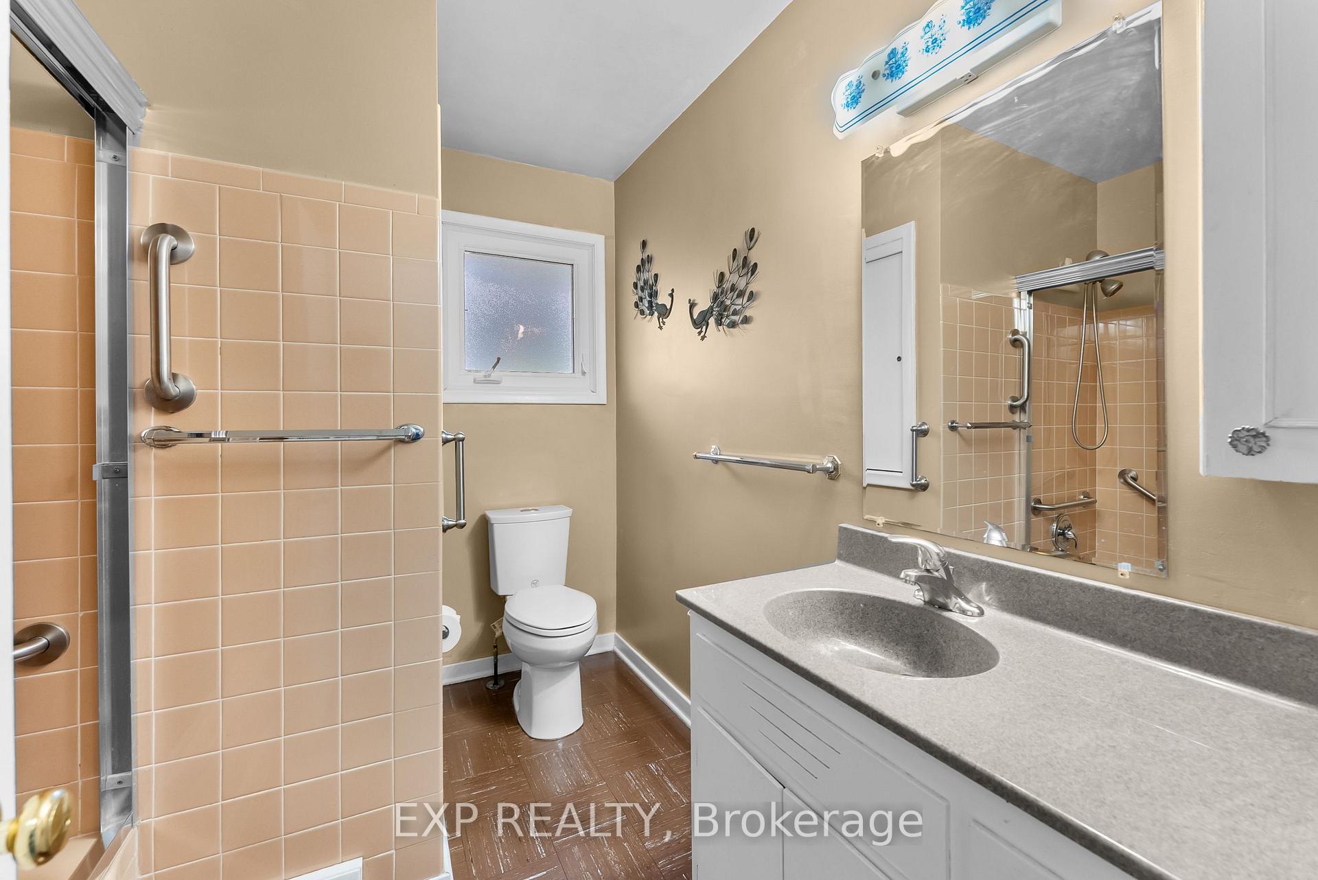 Photo 19 of 26 Cullen Drive, St. Catharines, Glendale/Glenridge — HOMEH