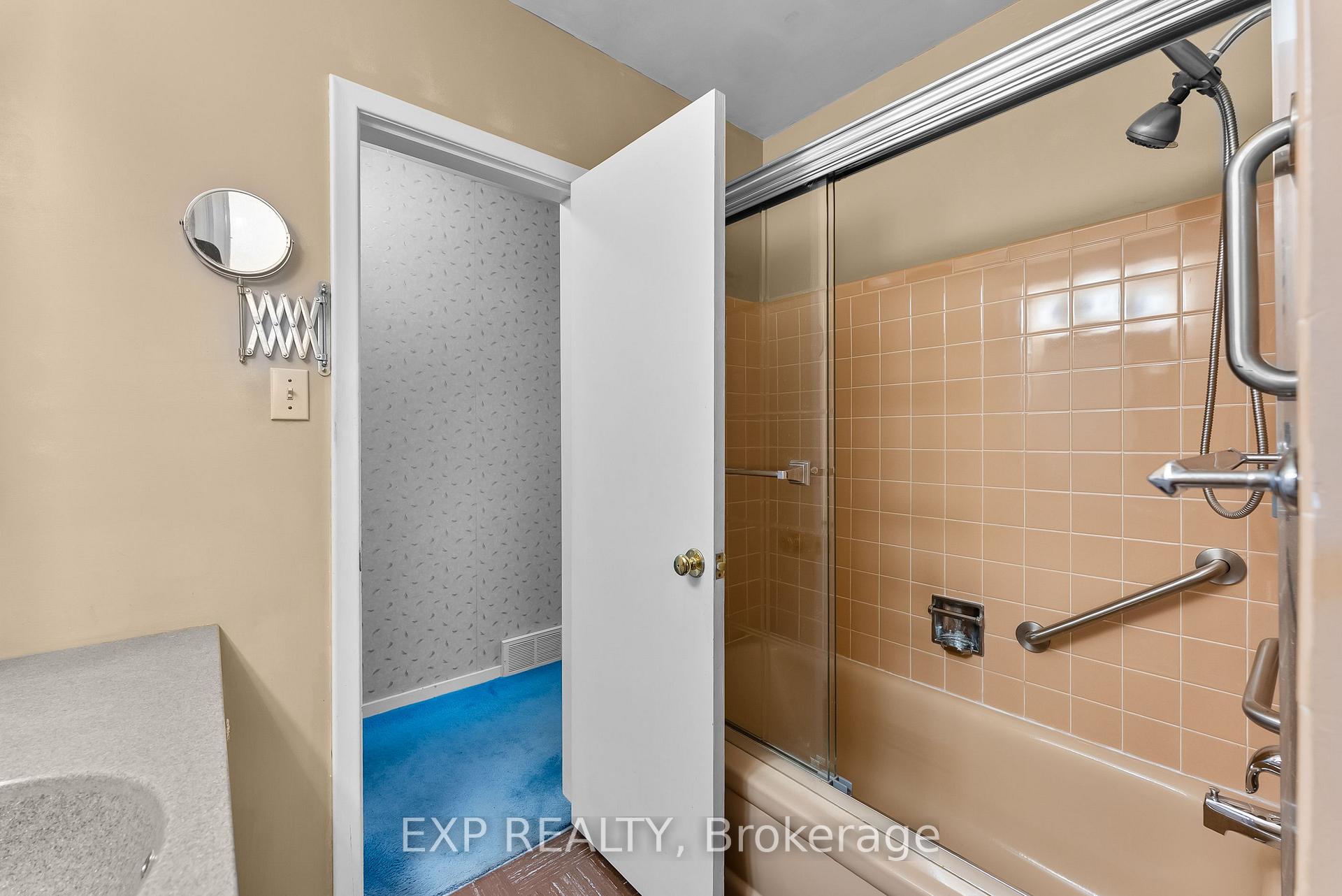 Photo 20 of 26 Cullen Drive, St. Catharines, Glendale/Glenridge — HOMEH