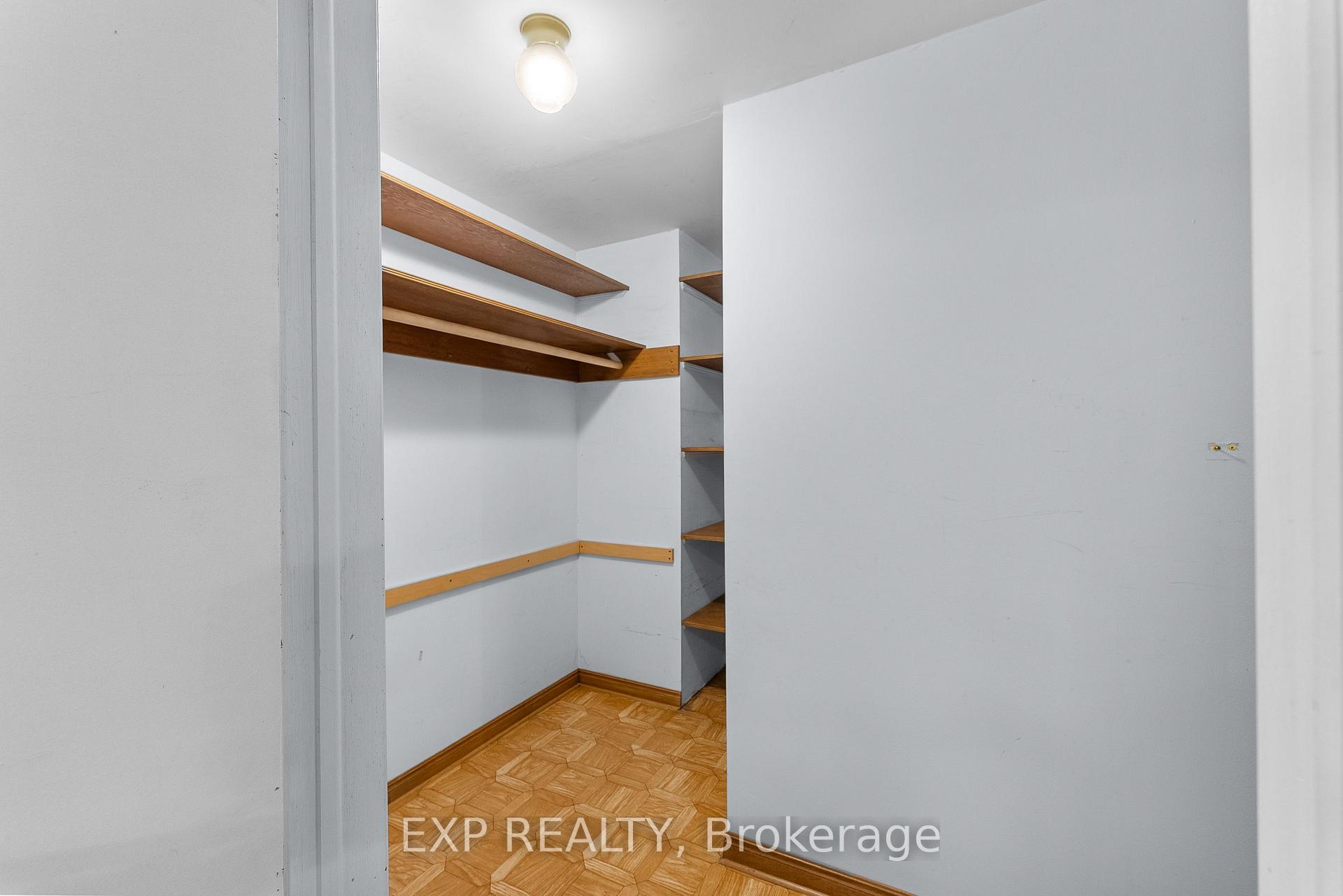 Photo 27 of 26 Cullen Drive, St. Catharines, Glendale/Glenridge — HOMEH