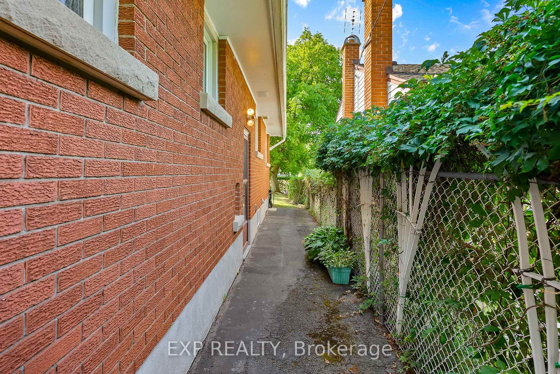 Photo 34 of 26 Cullen Drive, St. Catharines, Glendale/Glenridge — HOMEH