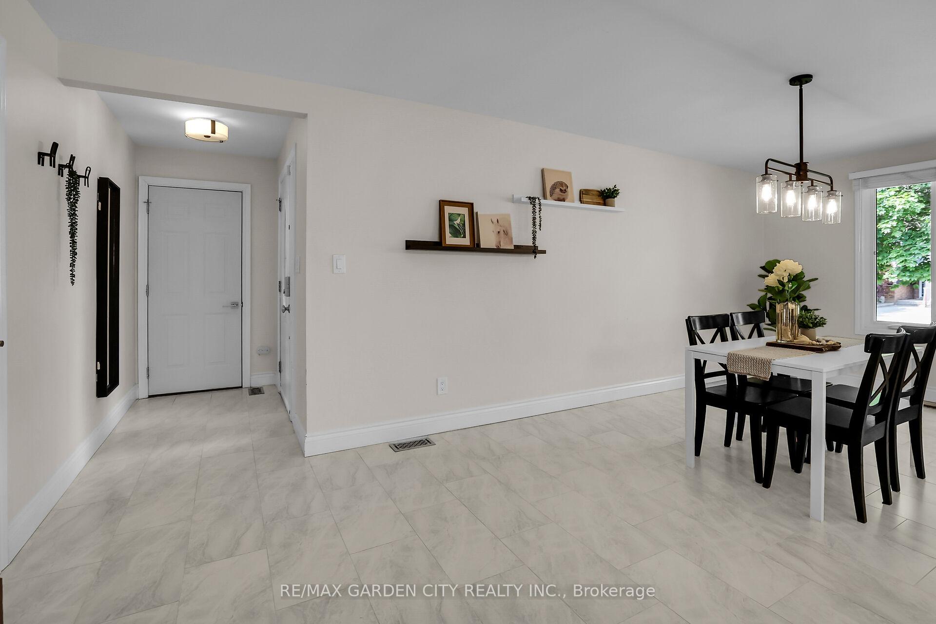 Photo 4 of 37 The Meadows Street, St. Catharines, Lakeport — HOMEH