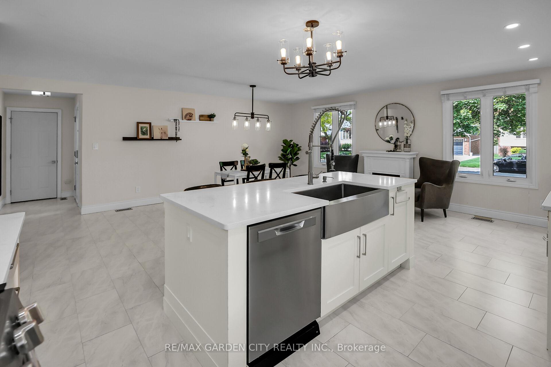 Photo 9 of 37 The Meadows Street, St. Catharines, Lakeport — HOMEH
