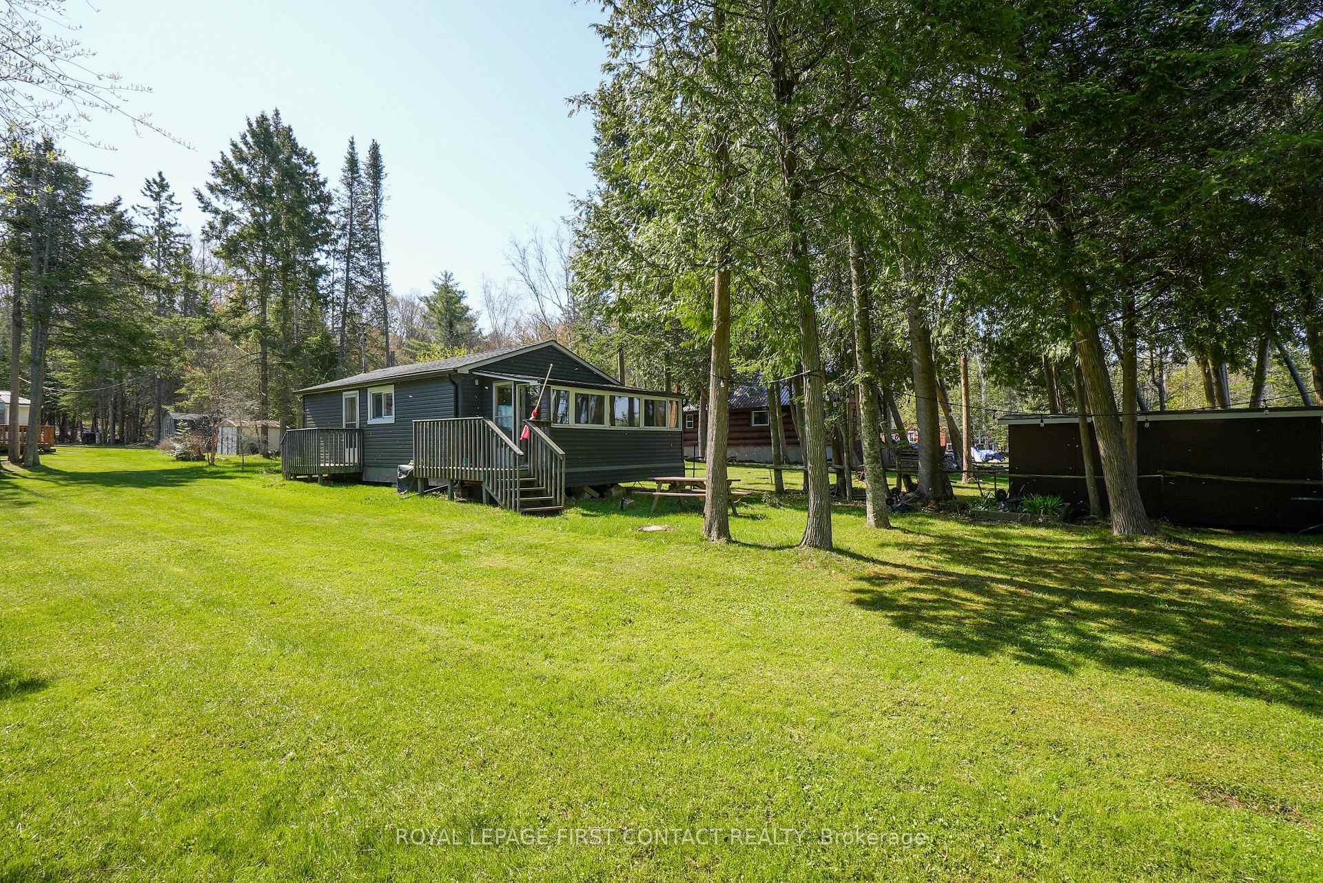 Photo 1 of 6 Buttercup Lane, Springwater, Rural Springwater — HOMEH