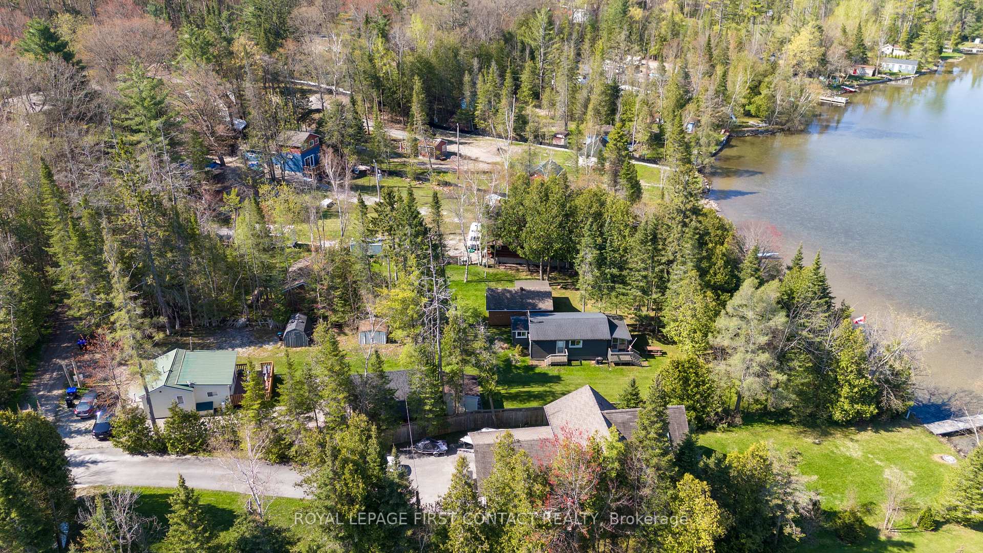 Photo 8 of 6 Buttercup Lane, Springwater, Rural Springwater — HOMEH