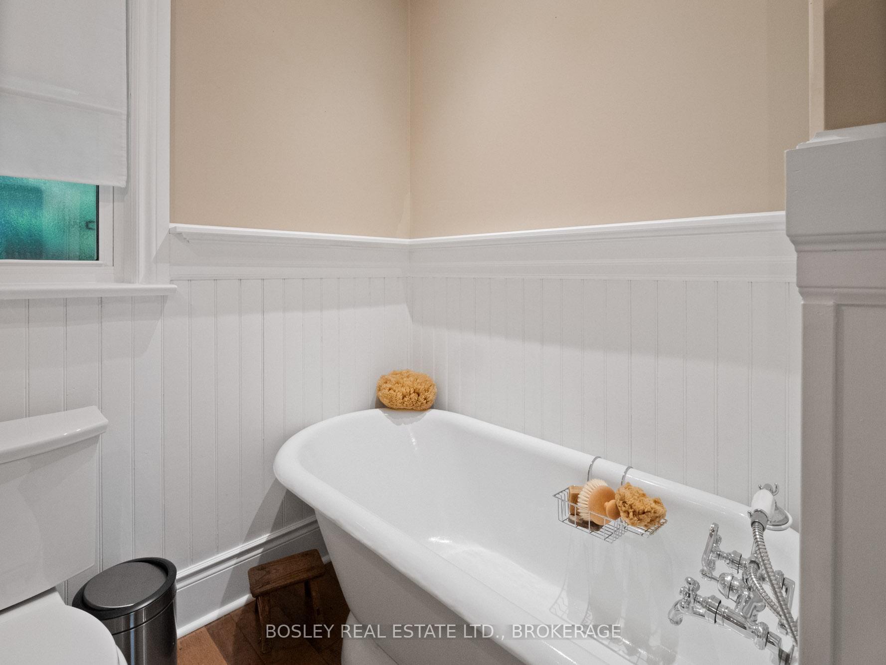 Photo 17 of 36 Woodruff Avenue, St. Catharines, Downtown — HOMEH