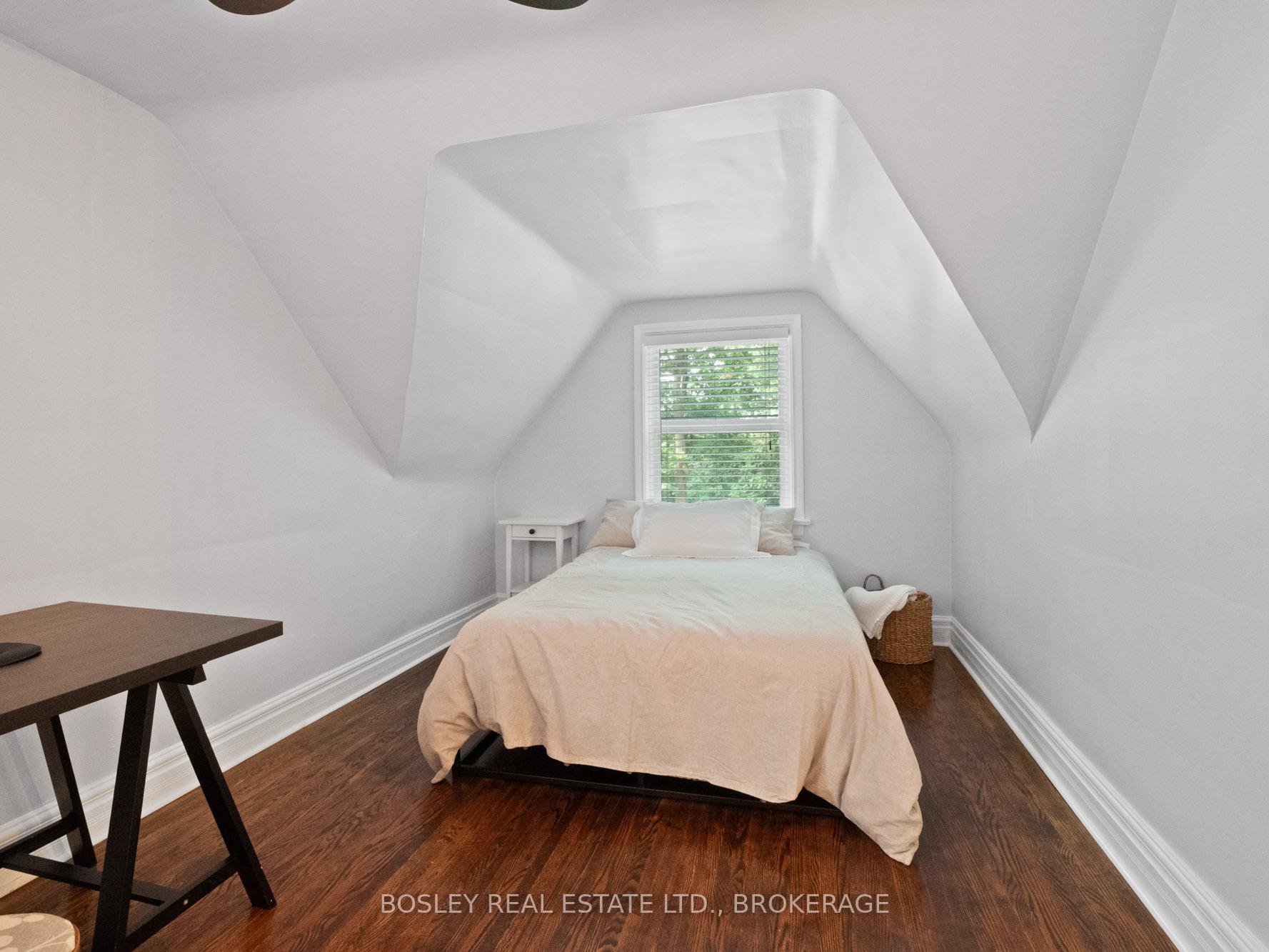 Photo 21 of 36 Woodruff Avenue, St. Catharines, Downtown — HOMEH