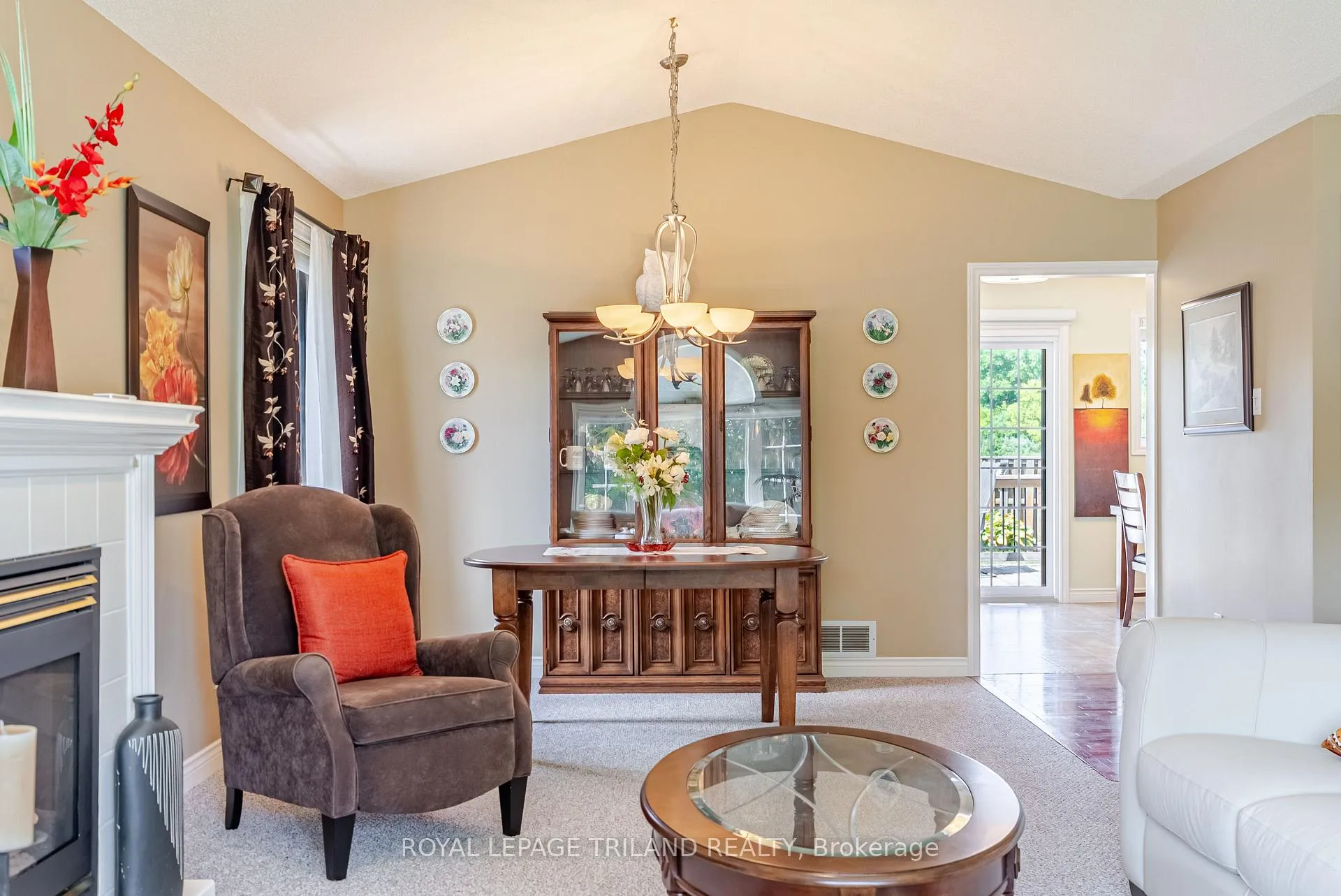 Photo 10 of 67 Donker Drive, St. Thomas — HOMEH