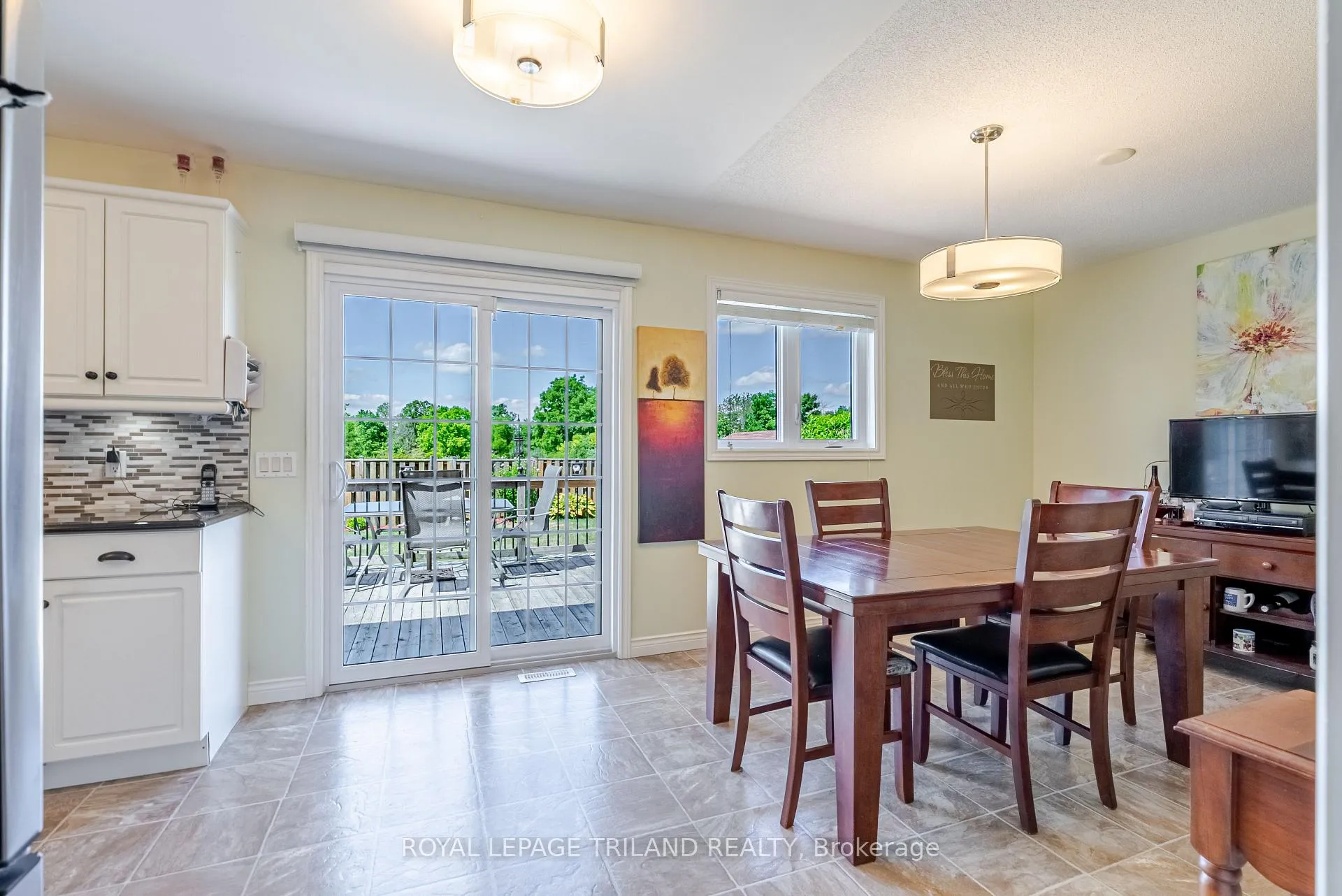 Photo 13 of 67 Donker Drive, St. Thomas — HOMEH