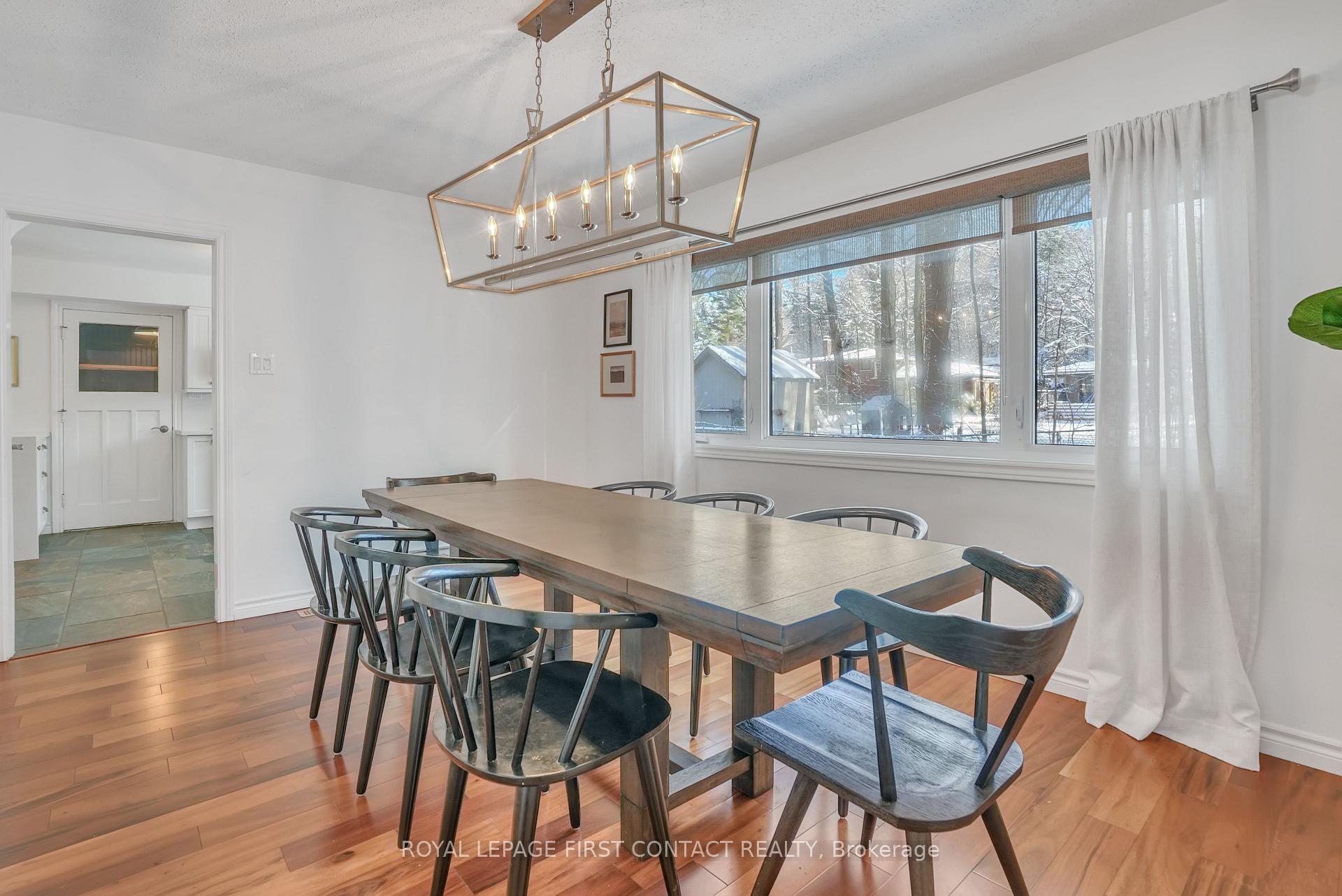 Photo 6 of 11 Vernar Drive, Springwater, Midhurst — HOMEH
