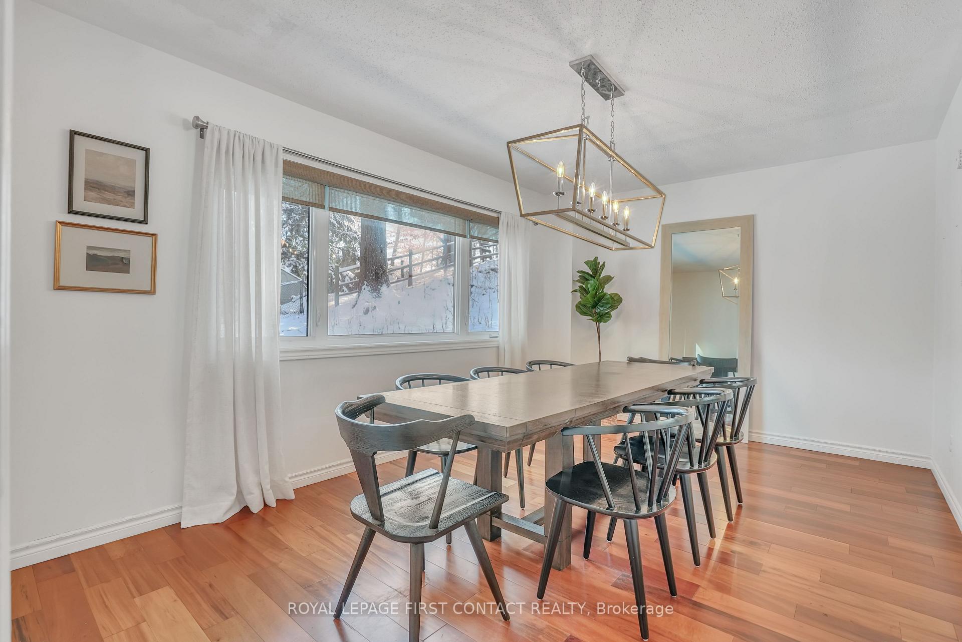 Photo 7 of 11 Vernar Drive, Springwater, Midhurst — HOMEH