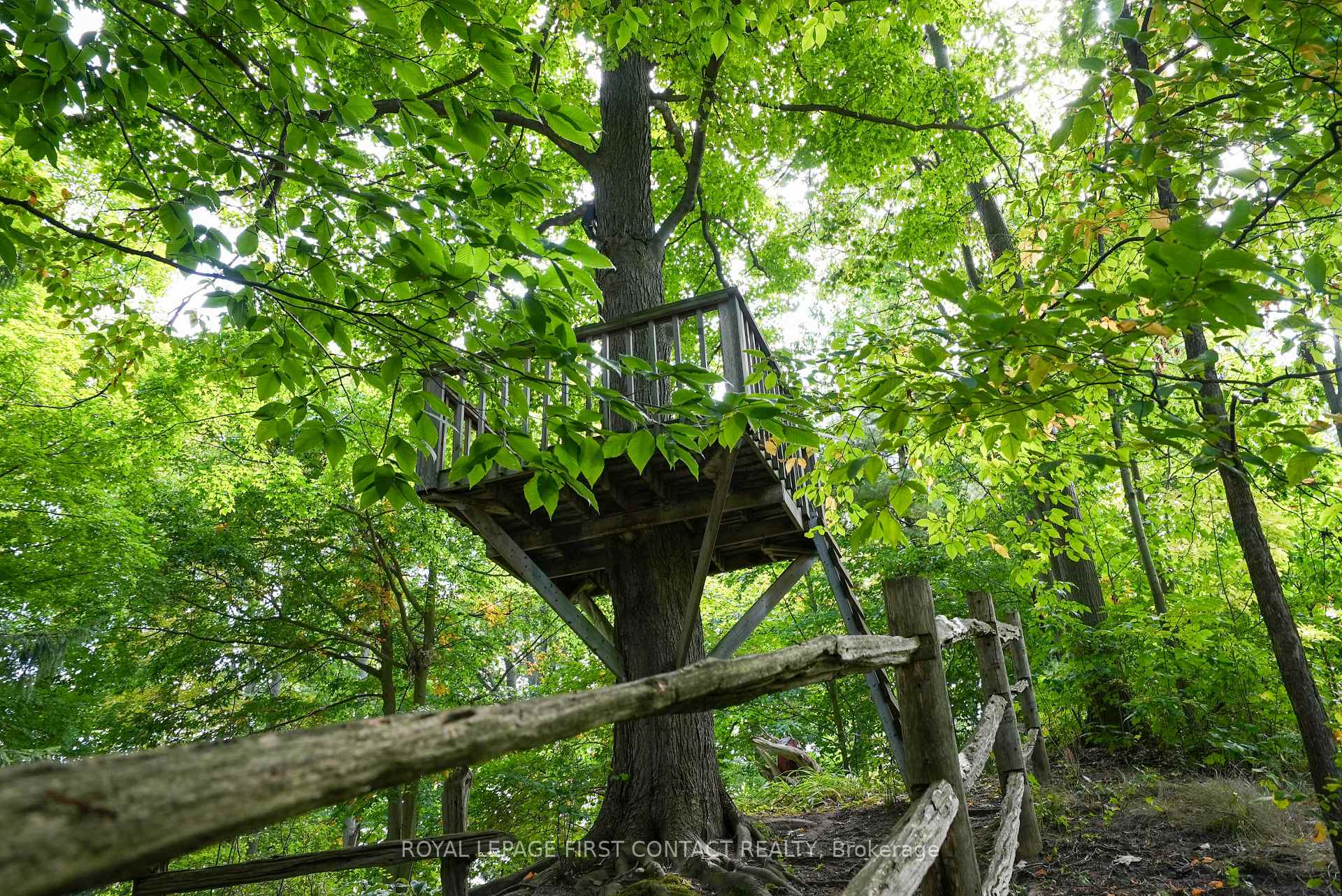 Photo 30 of 11 Vernar Drive, Springwater, Midhurst — HOMEH