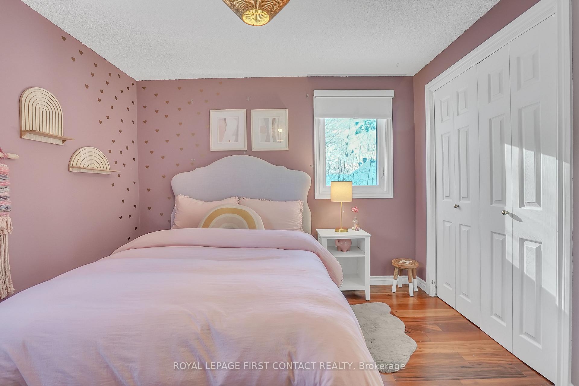 Photo 35 of 11 Vernar Drive, Springwater, Midhurst — HOMEH