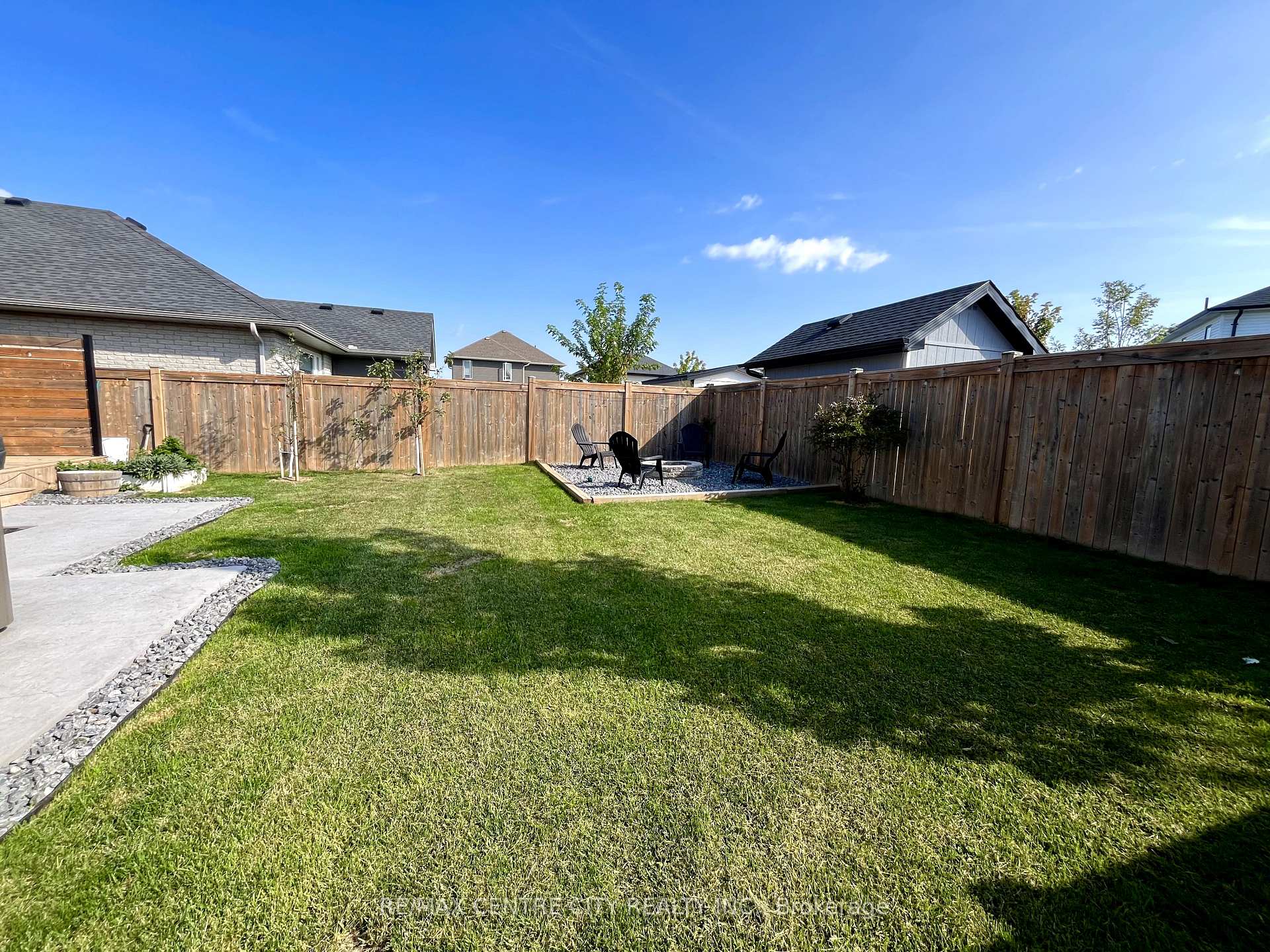 Photo 34 of 75 Renaissance Drive, St. Thomas — HOMEH