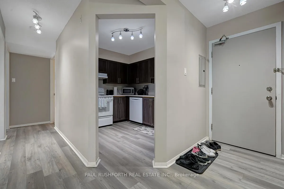 Photo 2 of Unit 314, 325 Centrum Boulevard, Ottawa, Bilberry Creek/Queenswood Heights — HOMEH