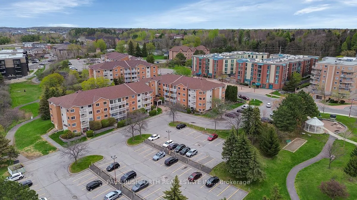 Photo 13 of Unit 314, 325 Centrum Boulevard, Ottawa, Bilberry Creek/Queenswood Heights — HOMEH