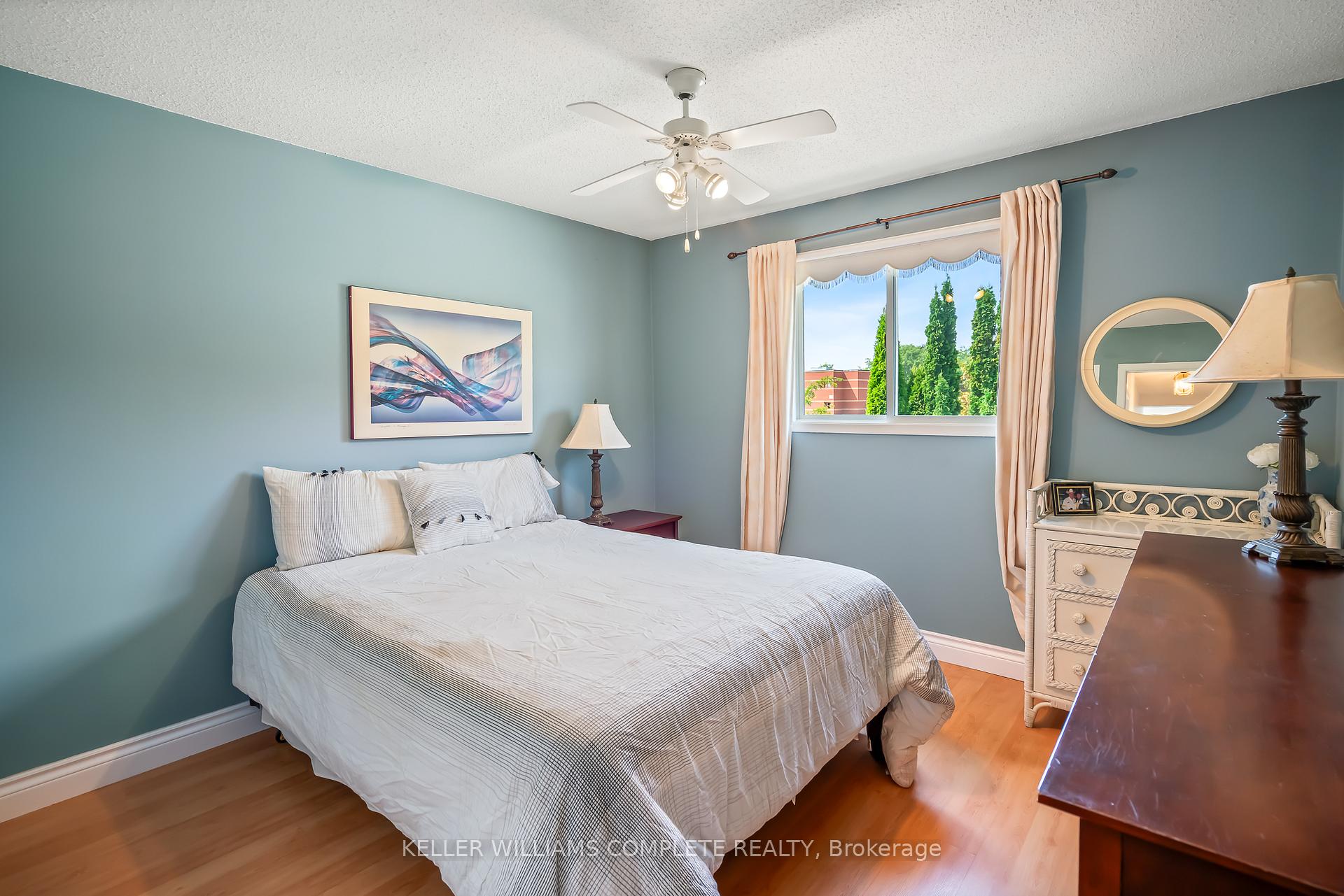 Photo 16 of 56 Stoney Brook Crescent, St. Catharines, Grapeview — HOMEH