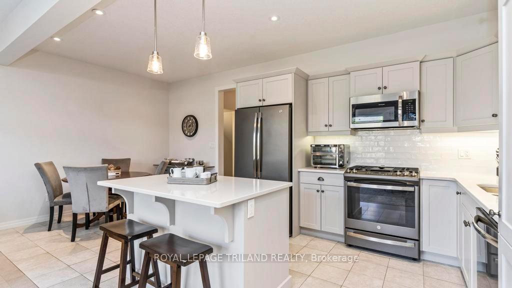 Photo 9 of 45 Cortland Terrace, St. Thomas — HOMEH