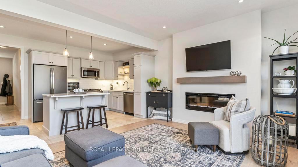 Photo 15 of 45 Cortland Terrace, St. Thomas — HOMEH