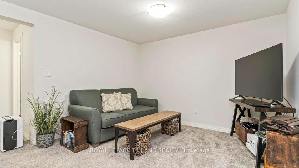Photo 29 of 45 Cortland Terrace, St. Thomas — HOMEH