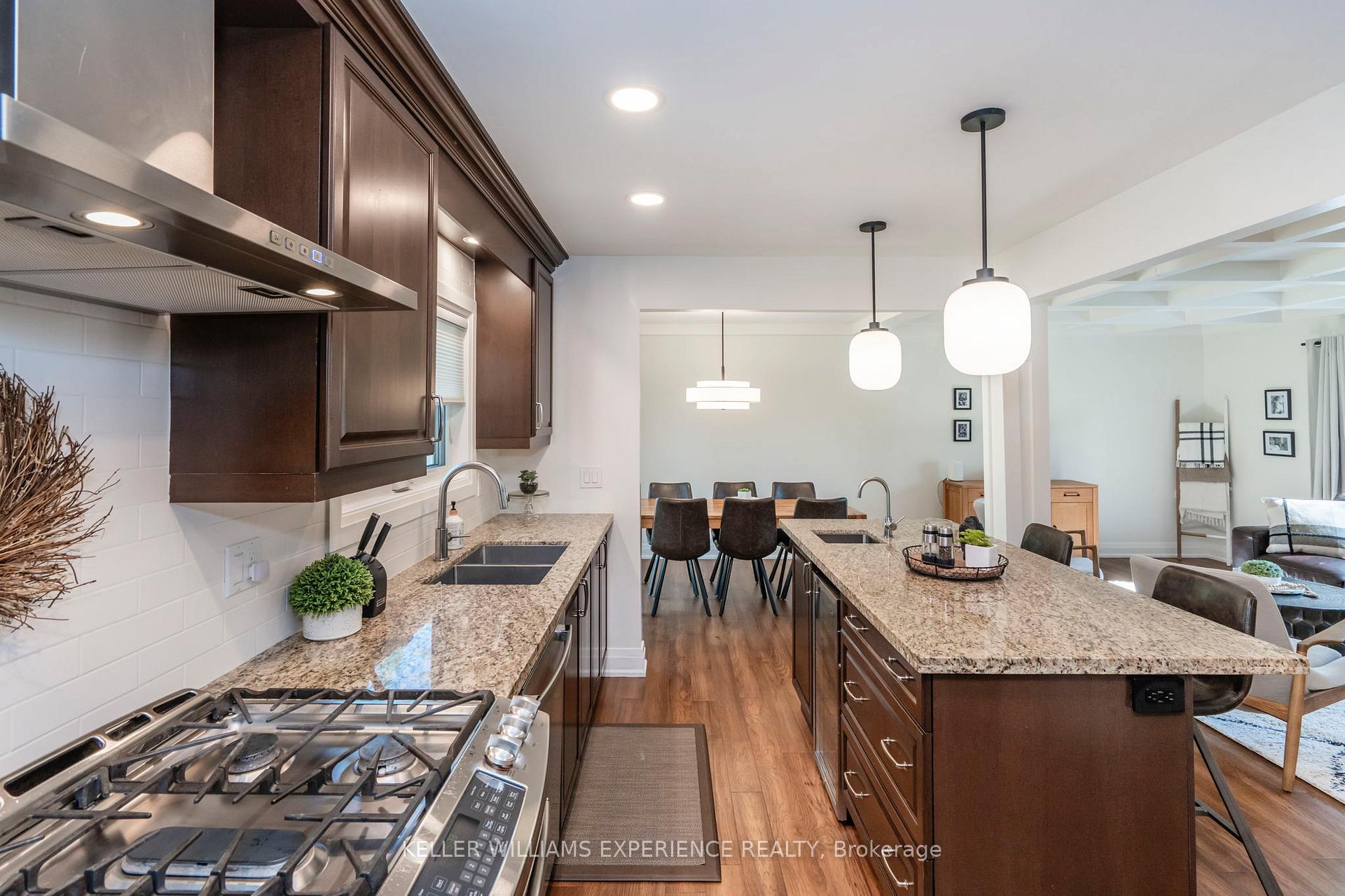 Photo 12 of 1185 St. Vincent Street, Springwater, Midhurst — HOMEH