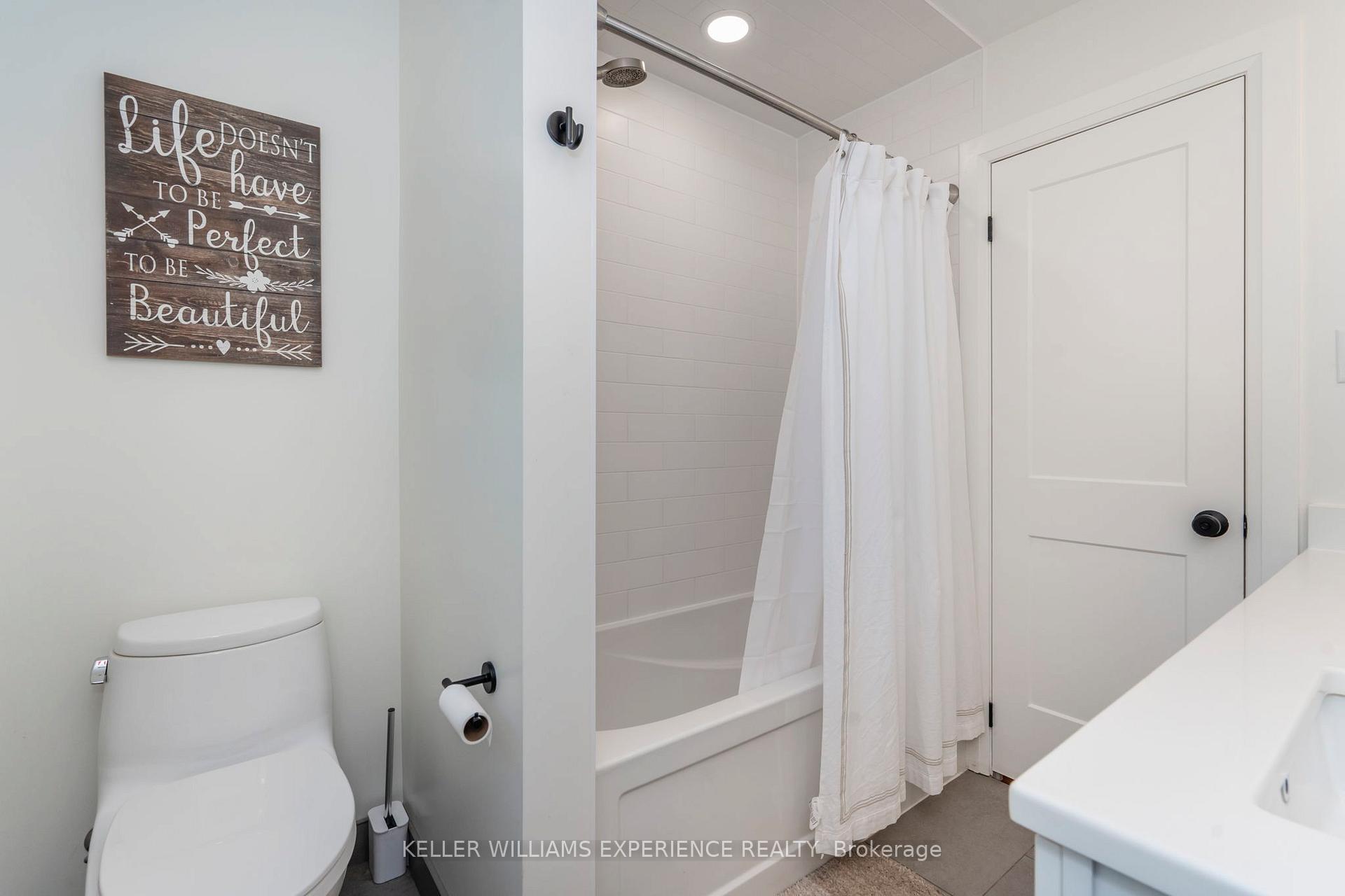 Photo 16 of 1185 St. Vincent Street, Springwater, Midhurst — HOMEH