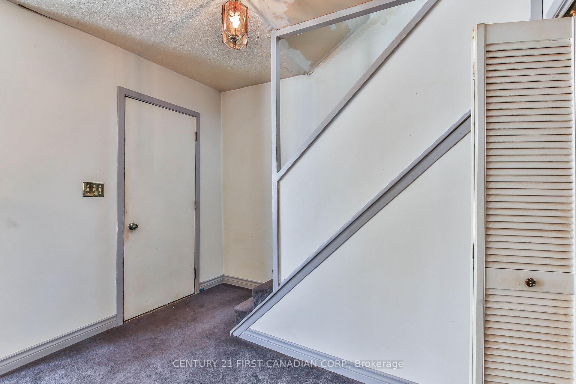 Photo 5 of 66 St Catharine Street, St. Thomas — HOMEH
