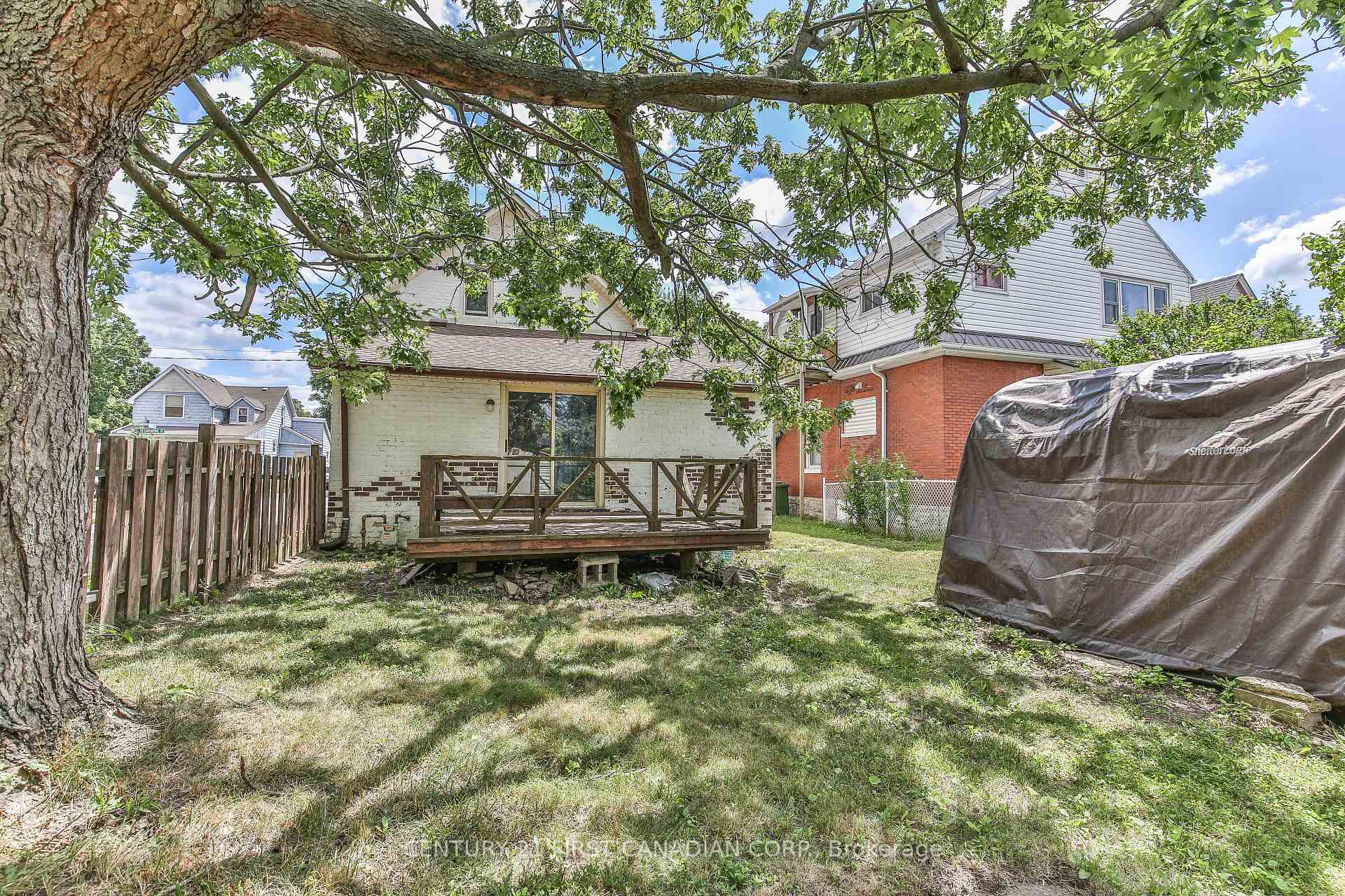 Photo 24 of 66 St Catharine Street, St. Thomas — HOMEH