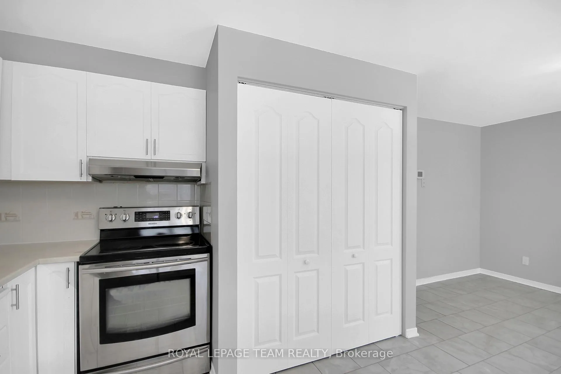 Photo 28 of Unit 4, 7 Wrenwood Crescent, Ottawa, Centrepointe — HOMEH