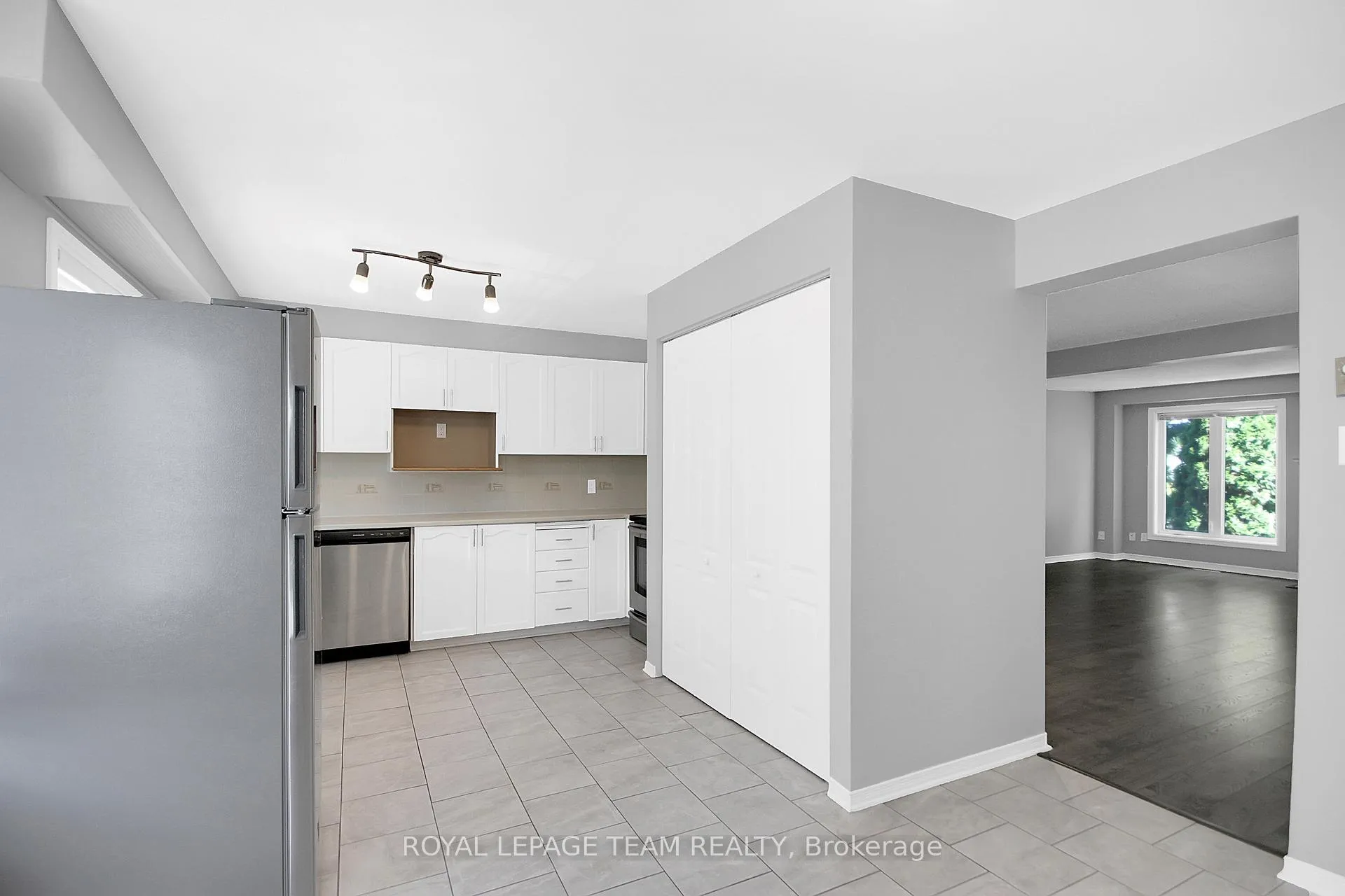 Photo 29 of Unit 4, 7 Wrenwood Crescent, Ottawa, Centrepointe — HOMEH