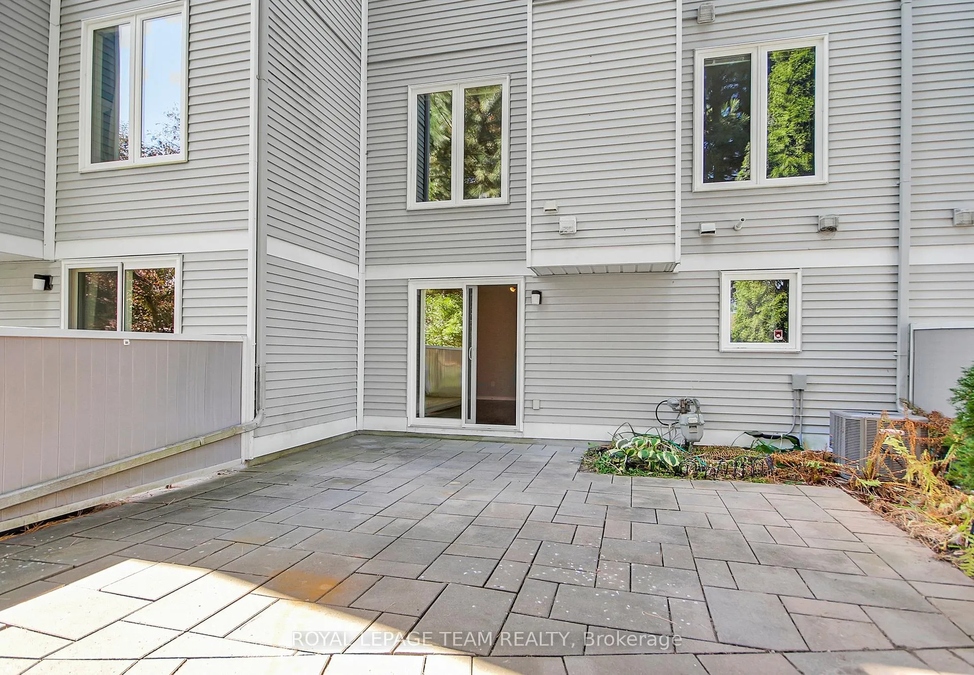 Photo 43 of Unit 4, 7 Wrenwood Crescent, Ottawa, Centrepointe — HOMEH