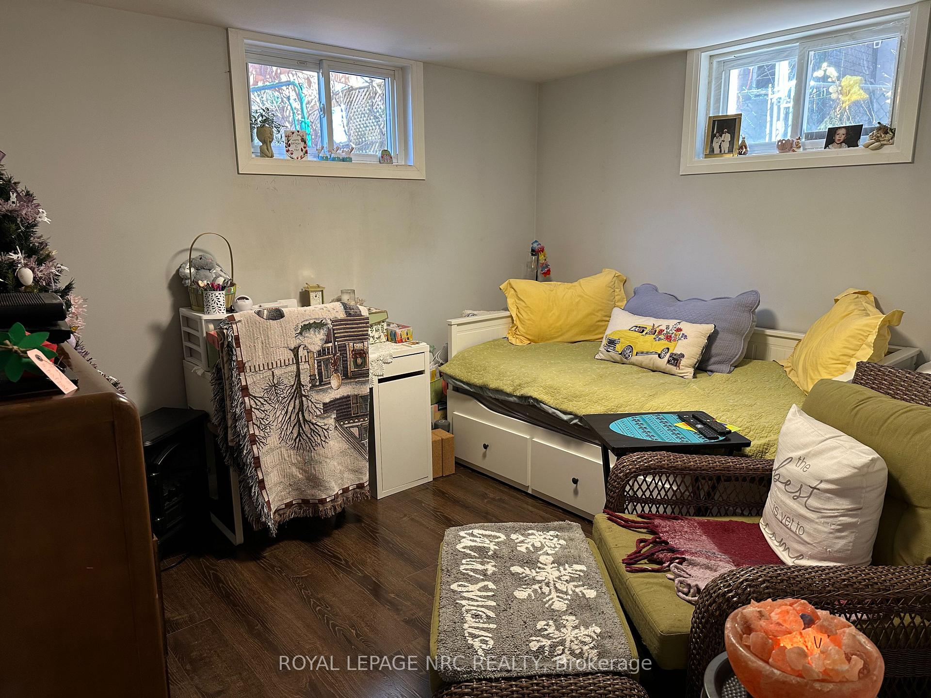 Photo 6 of 56 Mountain Street, St. Catharines, Burleigh Hill — HOMEH