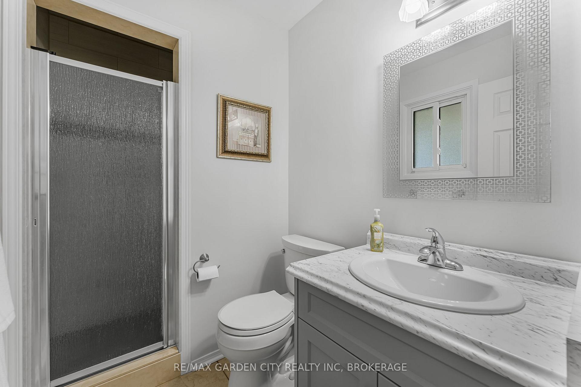 Photo 22 of 16 Meadowbrook Crescent, St. Catharines, Carlton/Bunting — HOMEH
