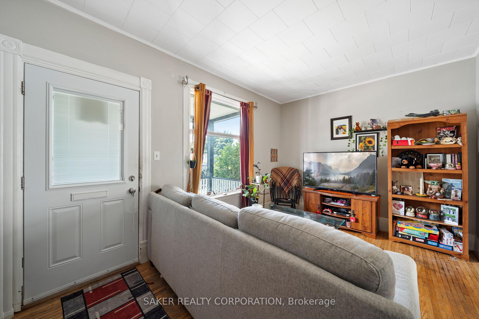 Photo 17 of 79 St Catharine Street, St. Thomas — HOMEH