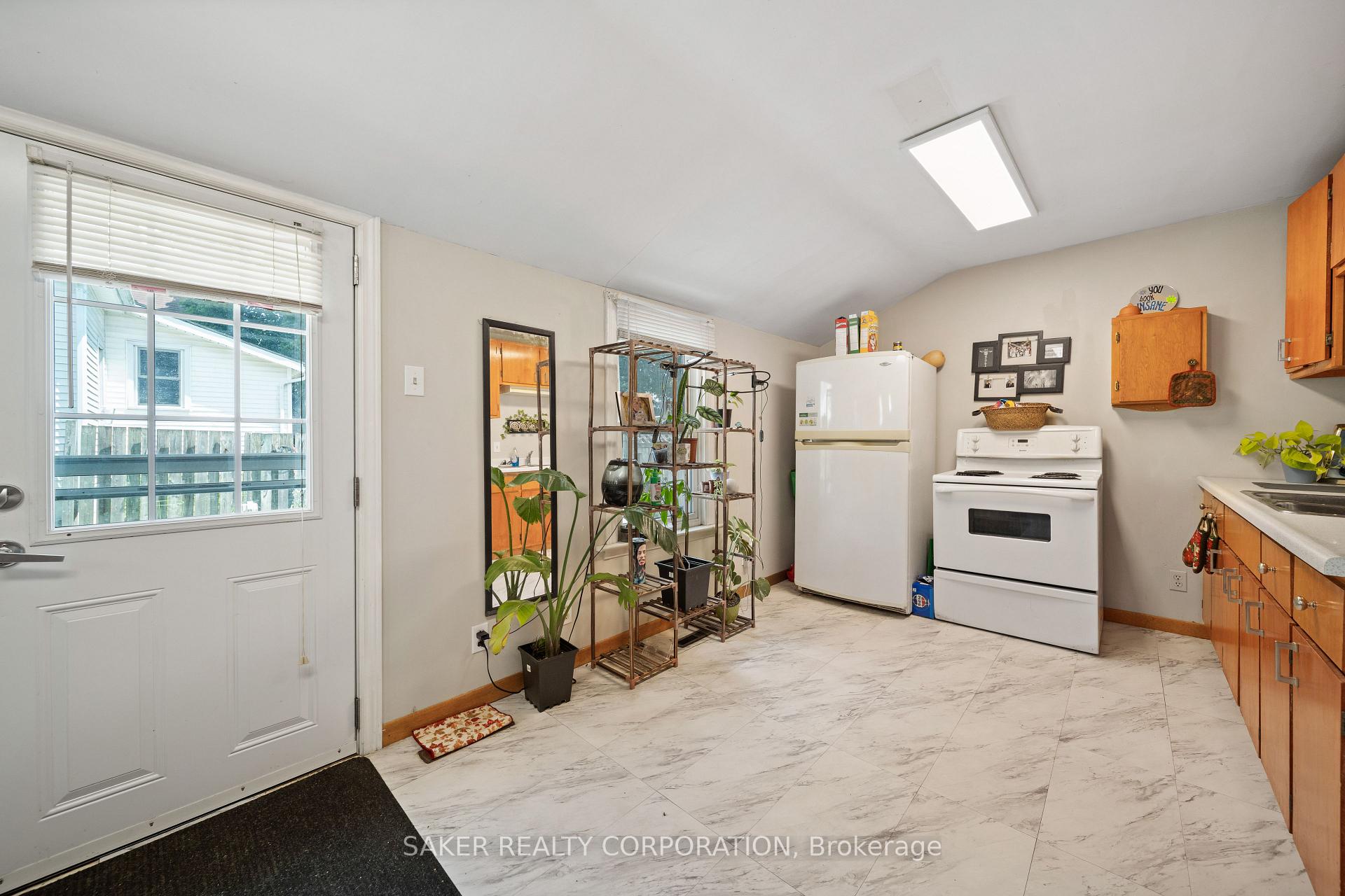Photo 26 of 79 St Catharine Street, St. Thomas — HOMEH