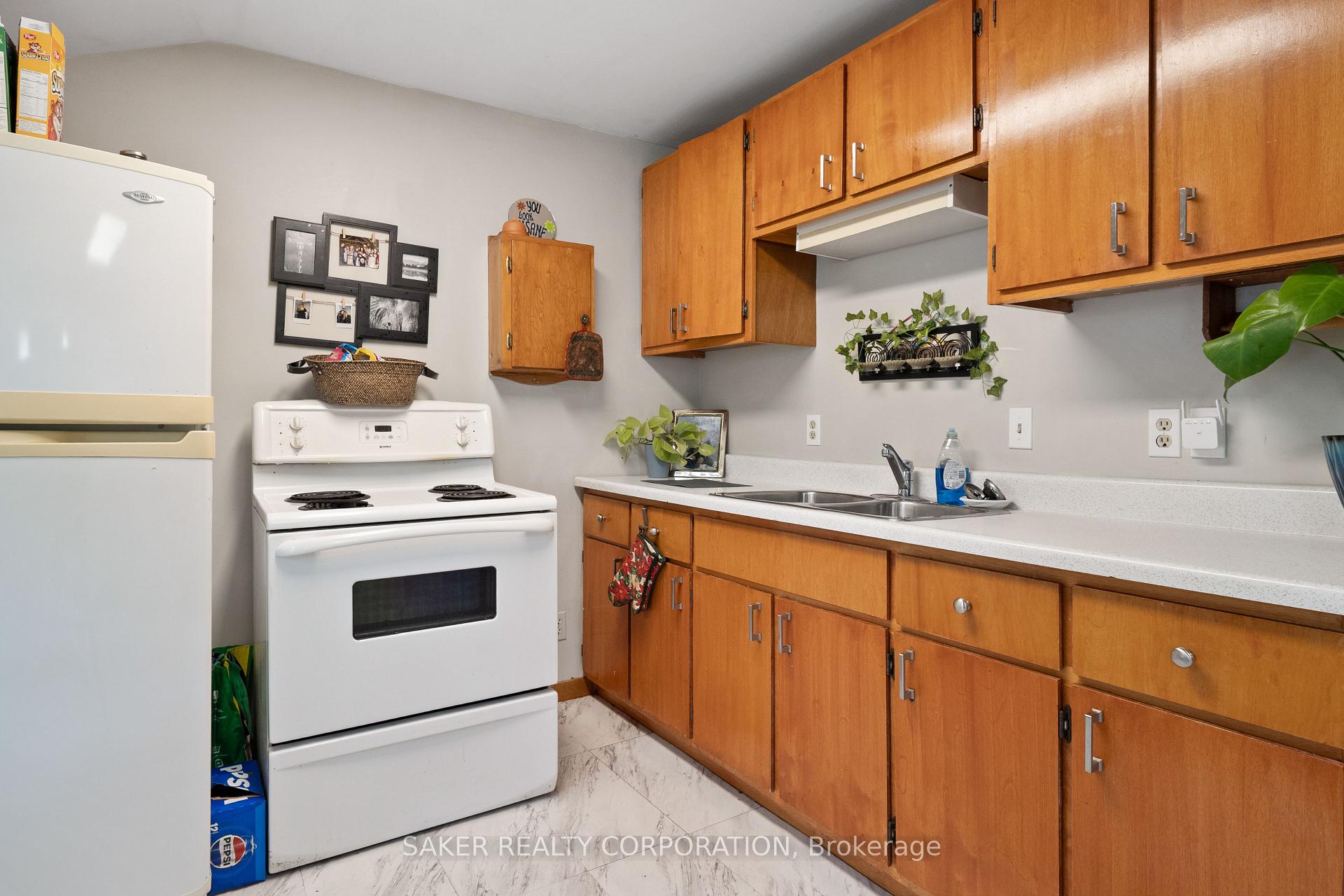 Photo 27 of 79 St Catharine Street, St. Thomas — HOMEH