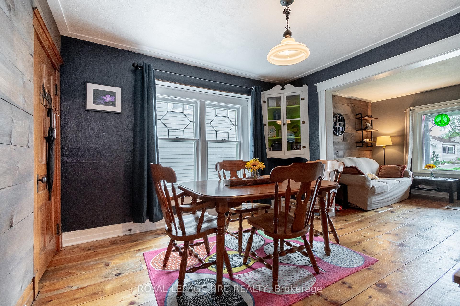 Photo 15 of 178 Lake Street, St. Catharines, Downtown — HOMEH
