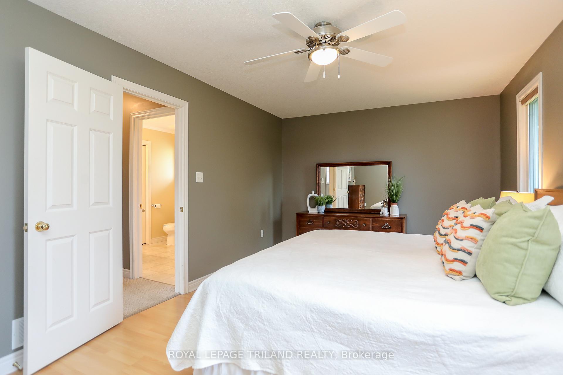 Photo 16 of 20 Linden Lane, St. Thomas — HOMEH