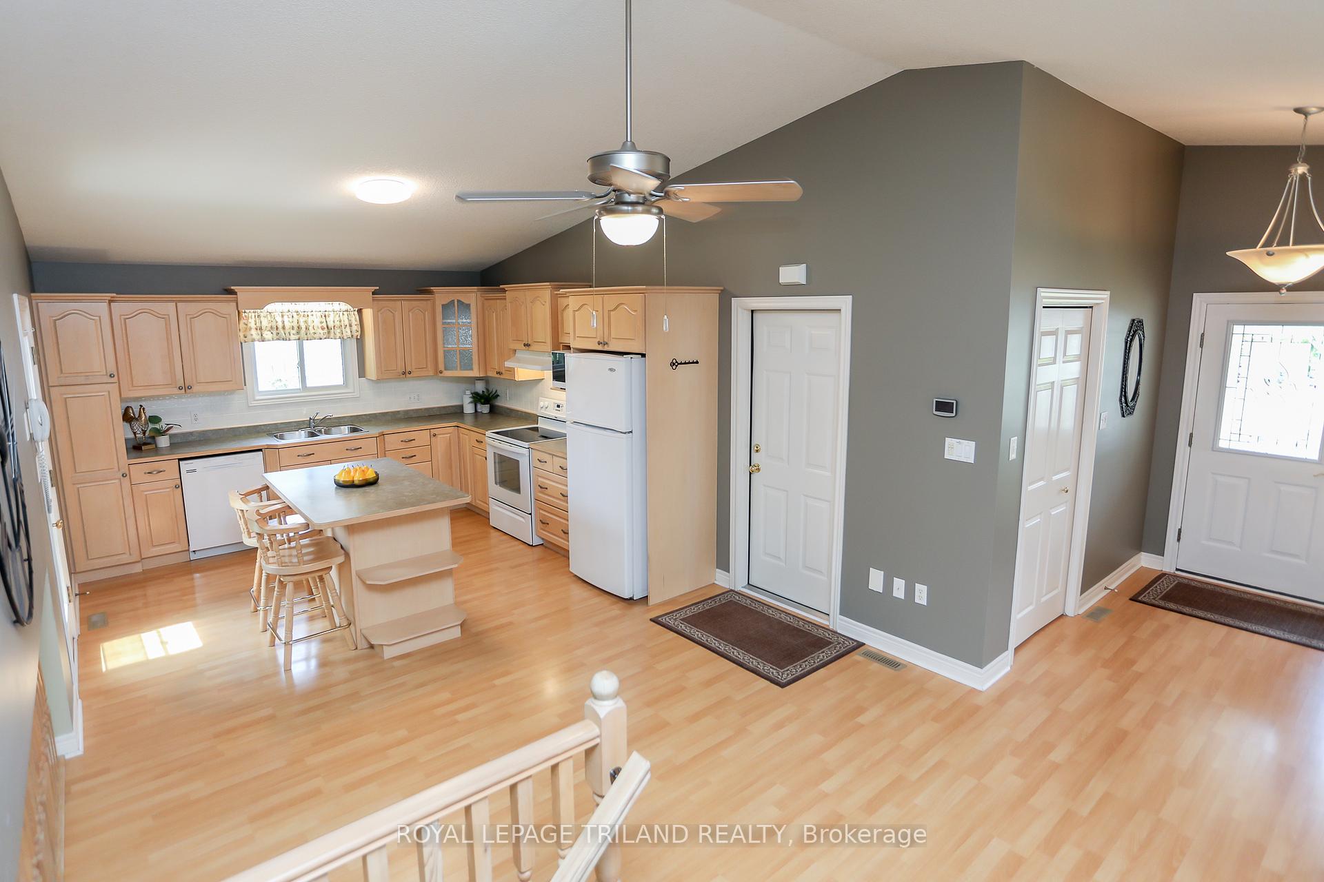 Photo 21 of 20 Linden Lane, St. Thomas — HOMEH