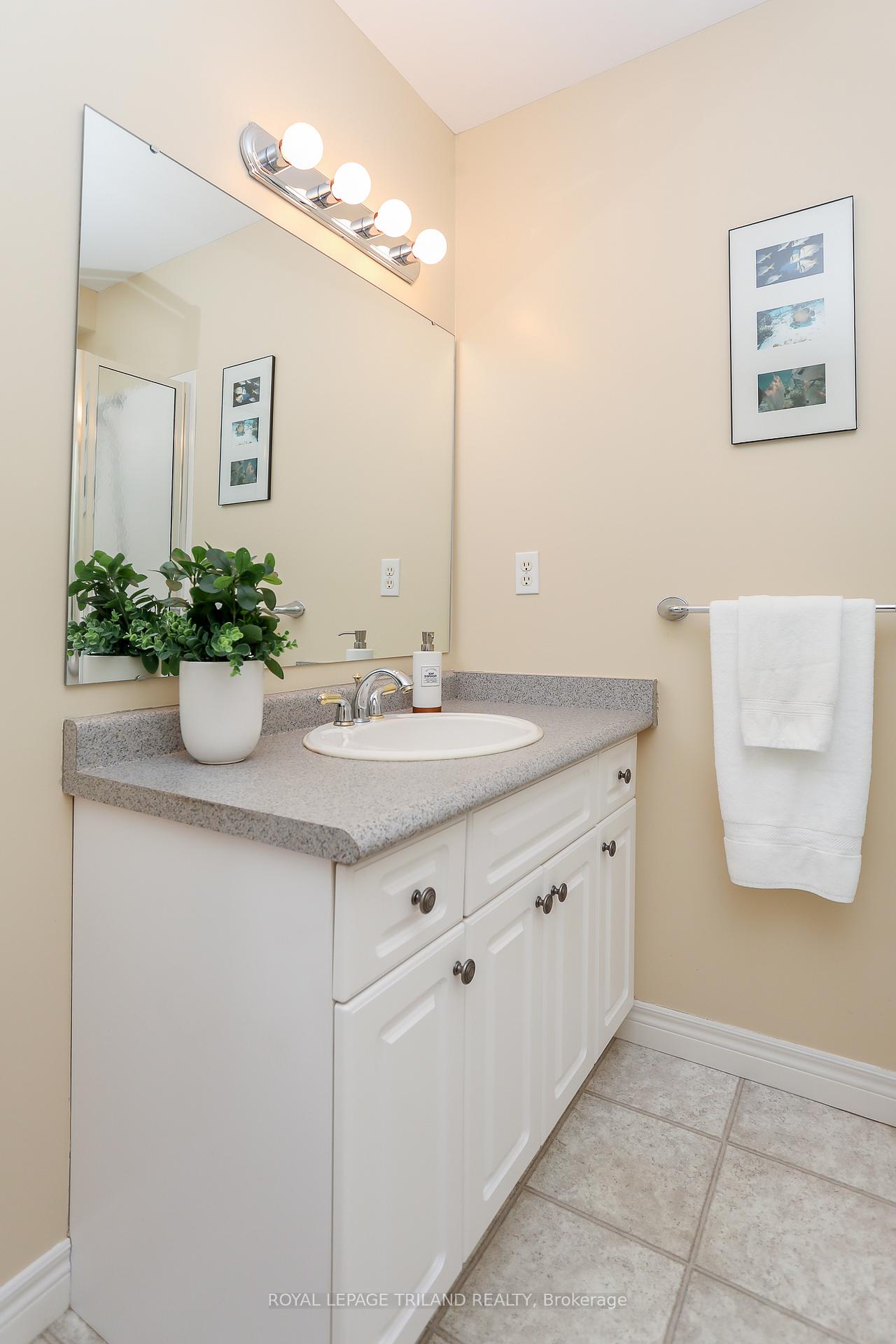 Photo 31 of 20 Linden Lane, St. Thomas — HOMEH